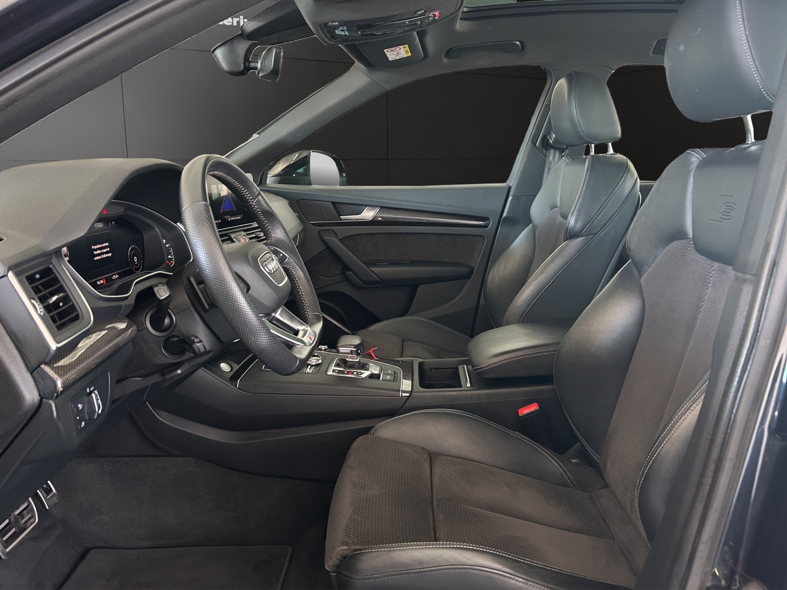 AUDI Q5 45 TFSI sport quattro S-tronic-image-8