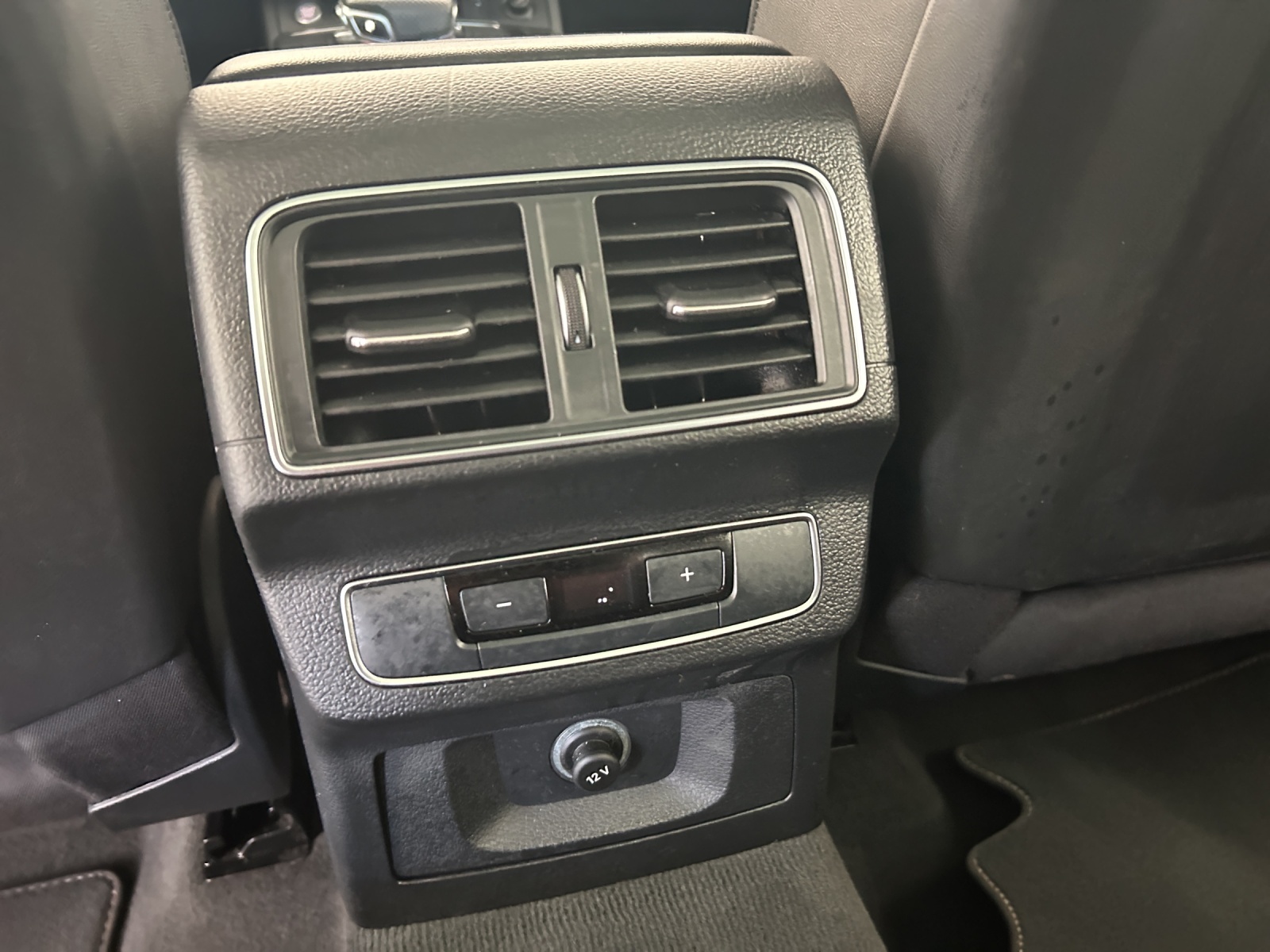 AUDI Q5 45 TFSI sport quattro S-tronic-image-21