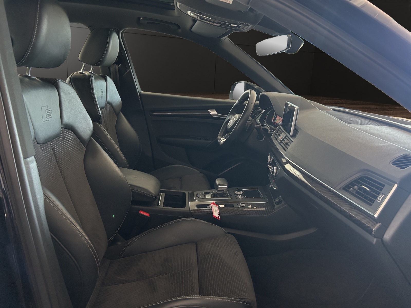 AUDI Q5 45 TFSI sport quattro S-tronic-image-15