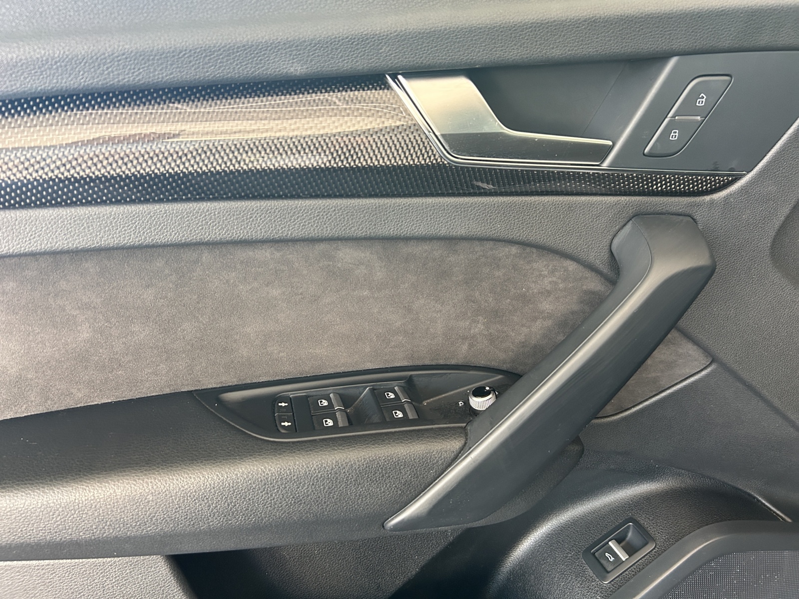 AUDI Q5 45 TFSI sport quattro S-tronic-image-19
