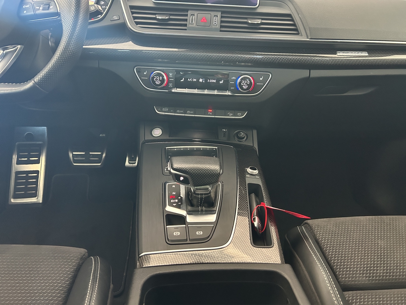 AUDI Q5 45 TFSI sport quattro S-tronic-image-13
