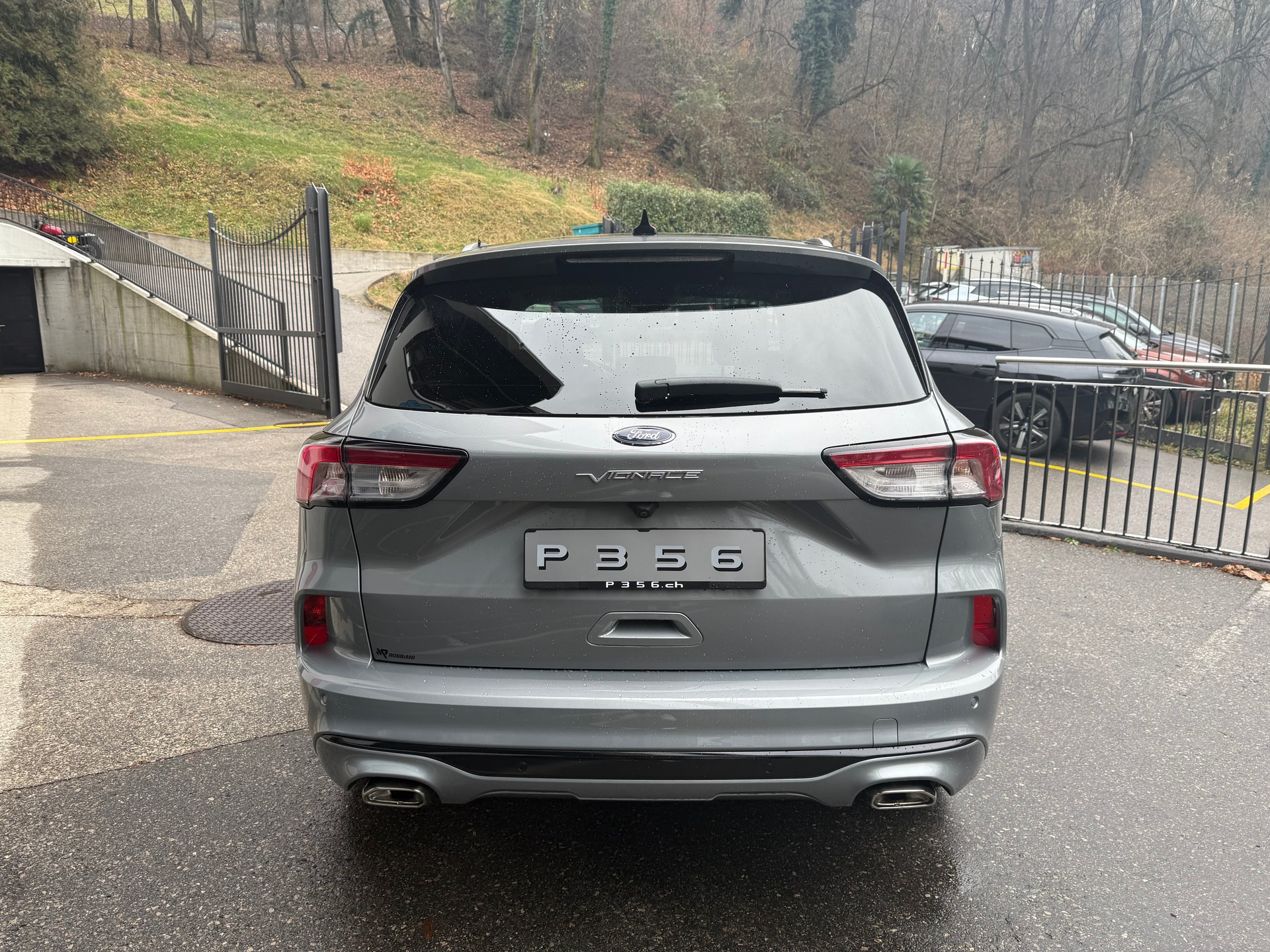 FORD Kuga 2.5 FHEV Vignale FWD-image-5