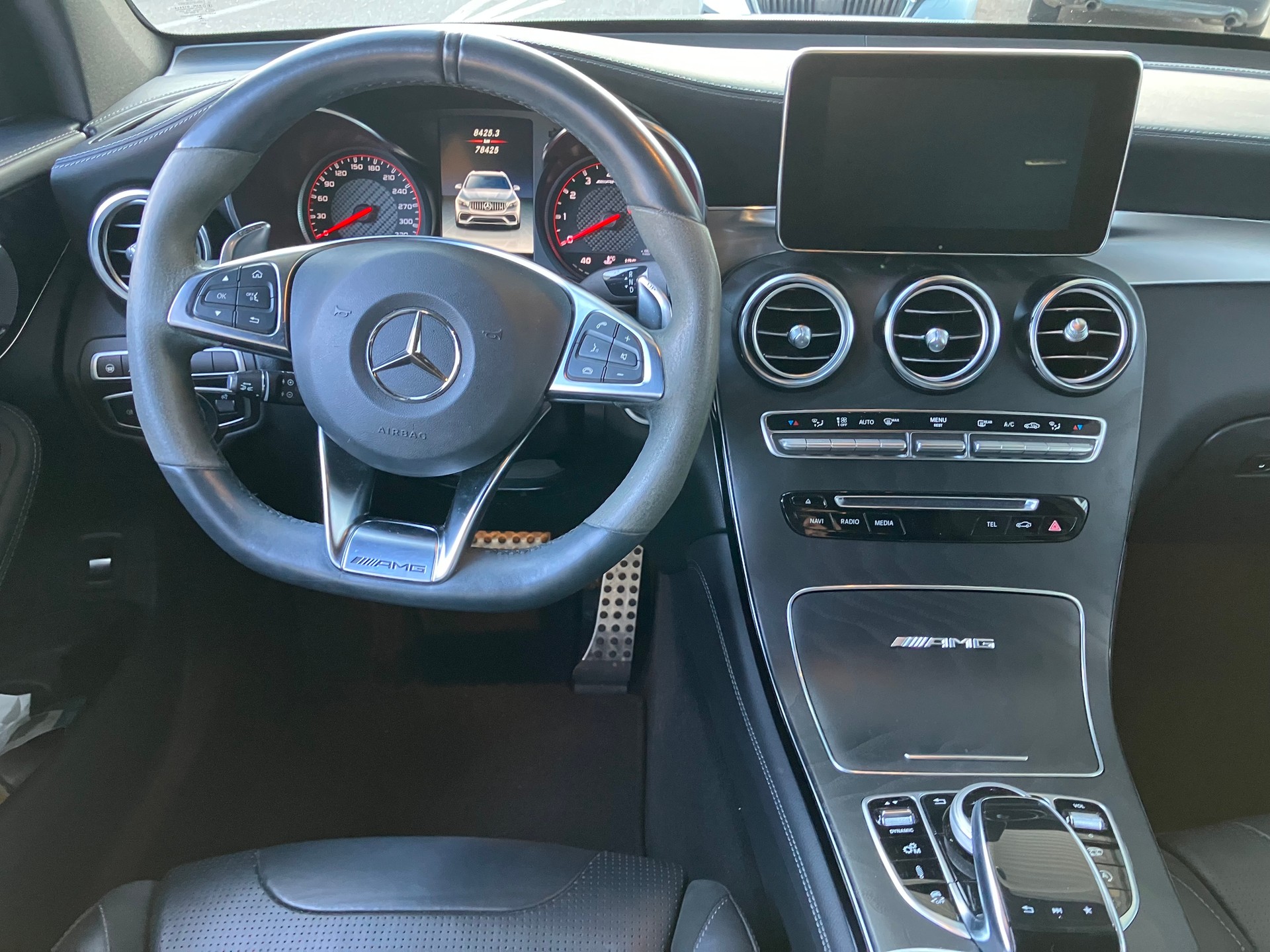 MERCEDES-BENZ GLC 63 S AMG 4Matic+ 9G-Tronic-image-6