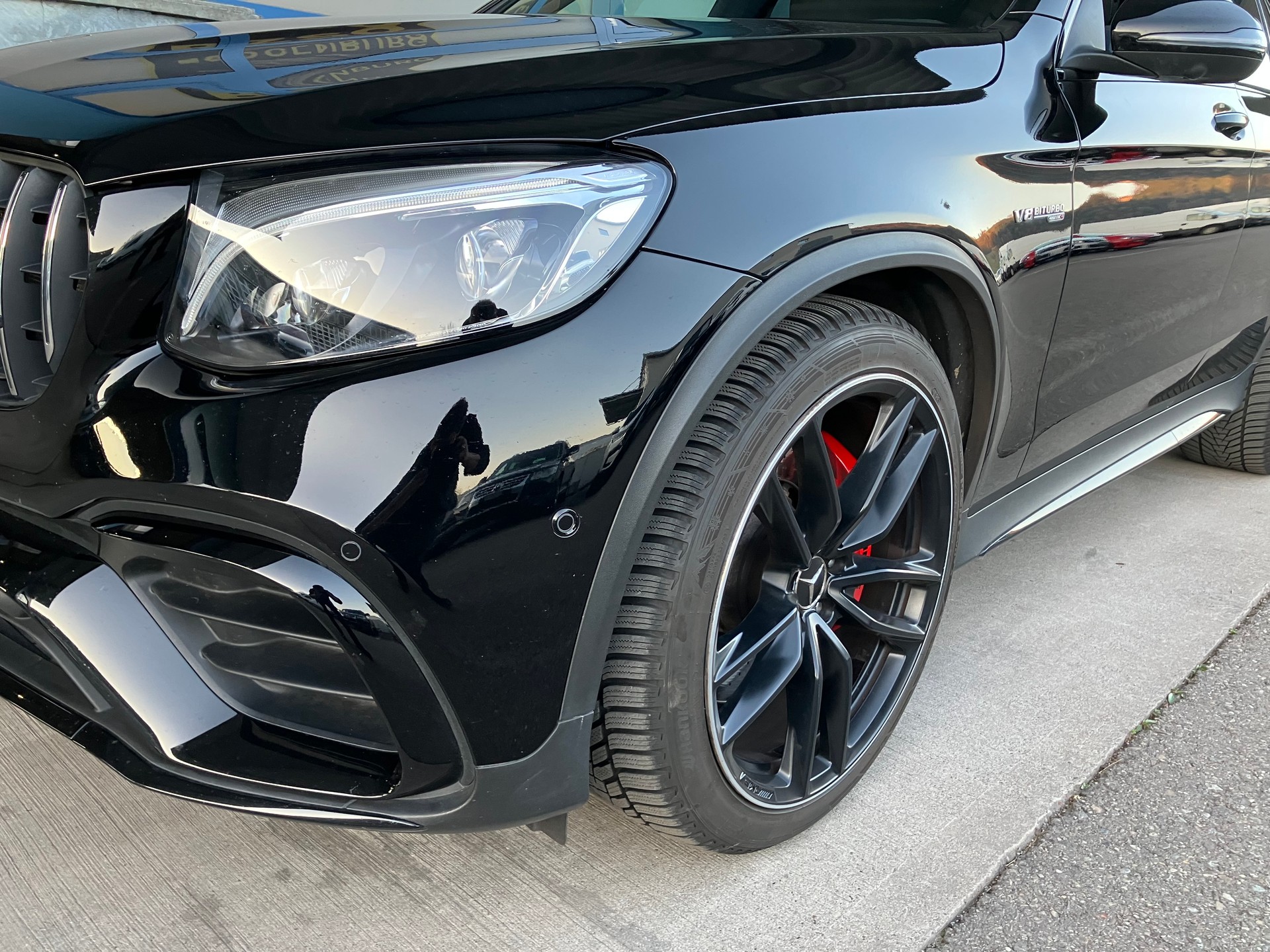 MERCEDES-BENZ GLC 63 S AMG 4Matic+ 9G-Tronic-image-2