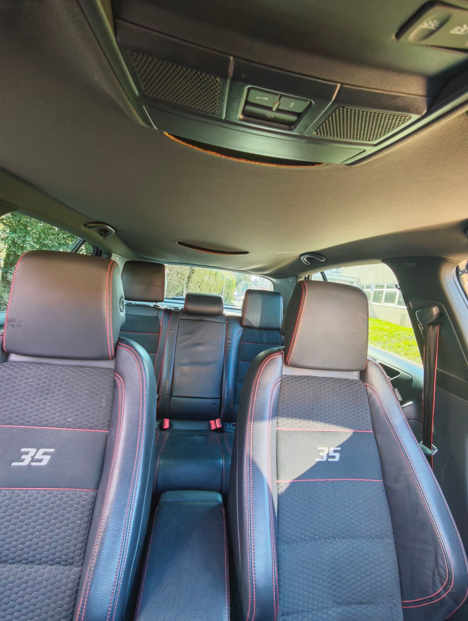 VW Golf 2.0 TSI GTI Edition 35 DSG-image-13