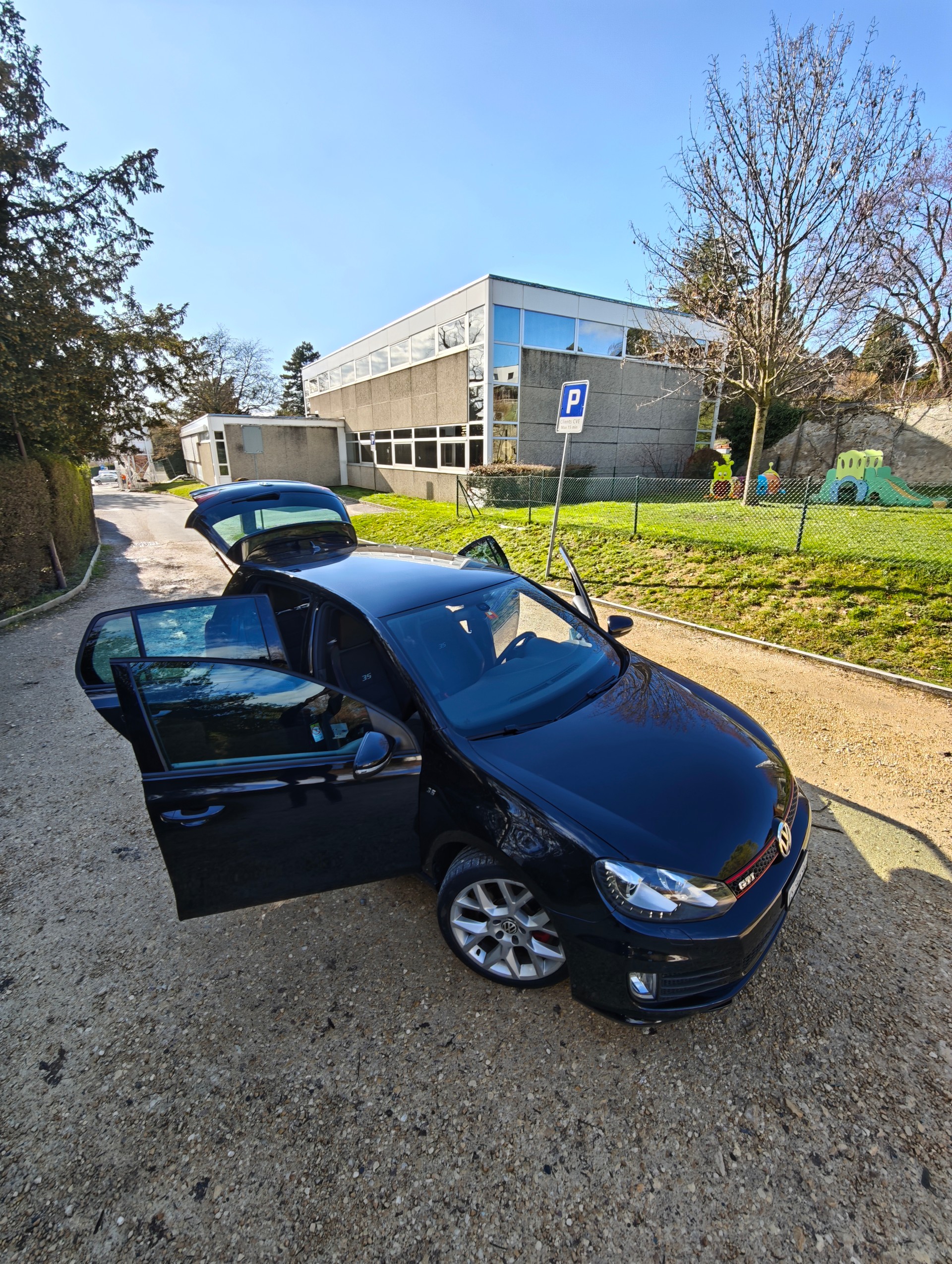 VW Golf 2.0 TSI GTI Edition 35 DSG-image-9