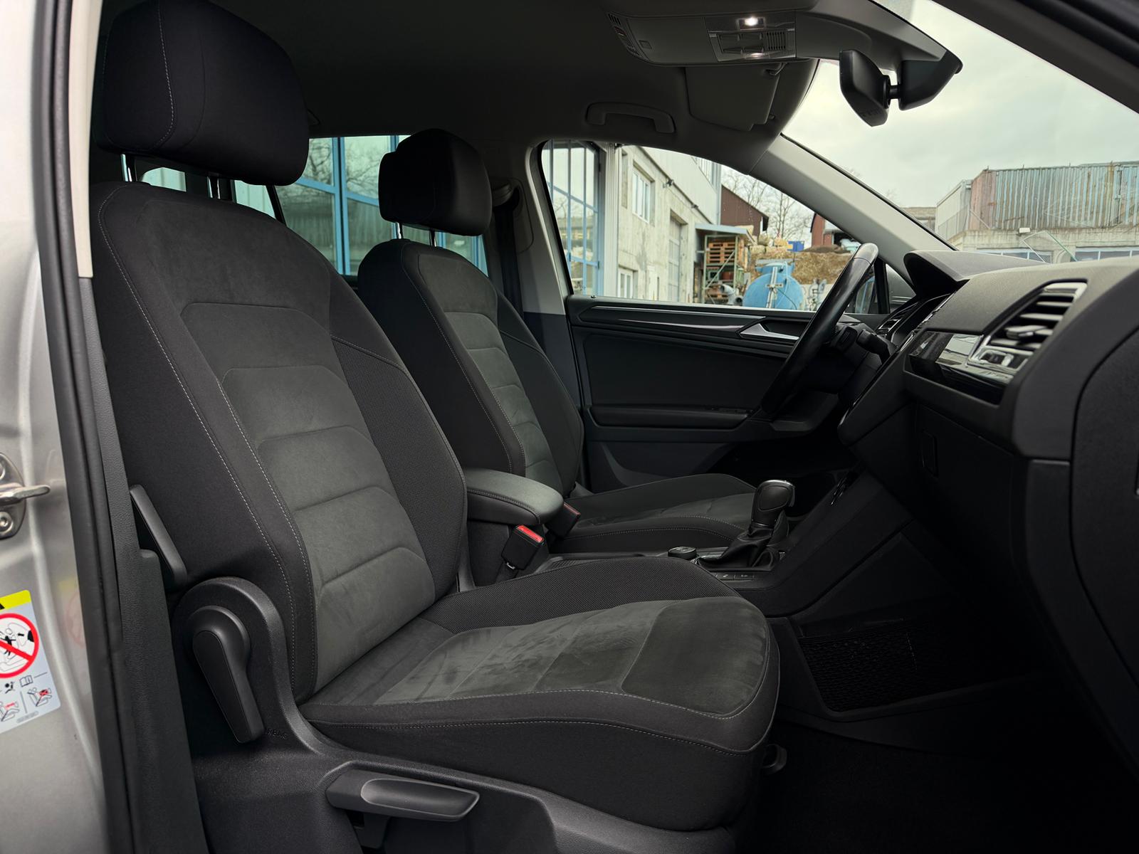 VW Tiguan 2.0 TDI SCR Highline 4Motion DSG-image-12