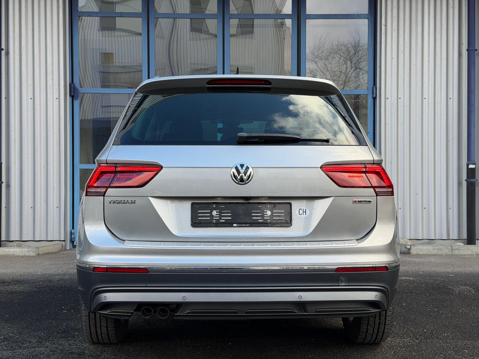 VW Tiguan 2.0 TDI SCR Highline 4Motion DSG-image-6