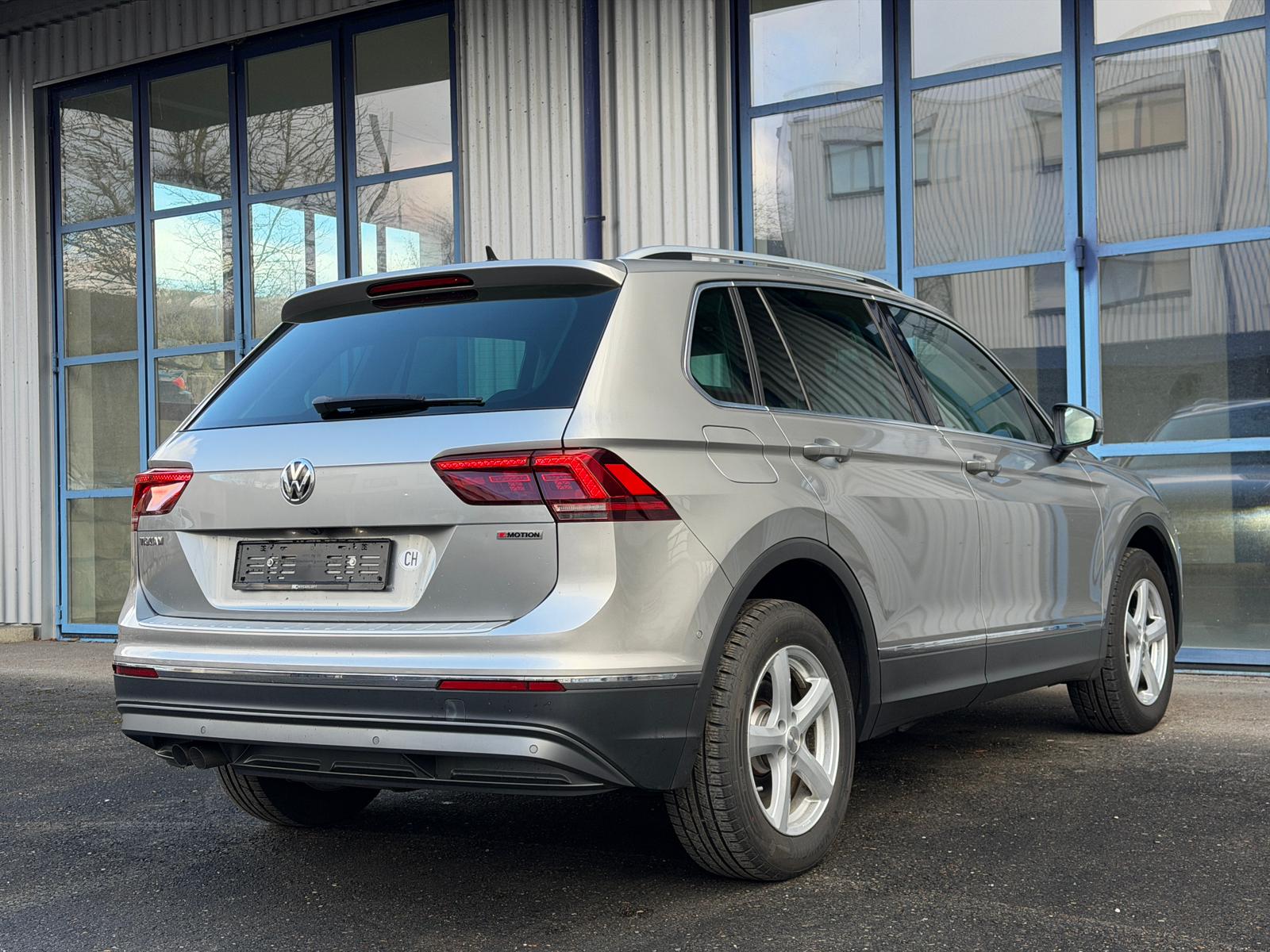 VW Tiguan 2.0 TDI SCR Highline 4Motion DSG-image-7