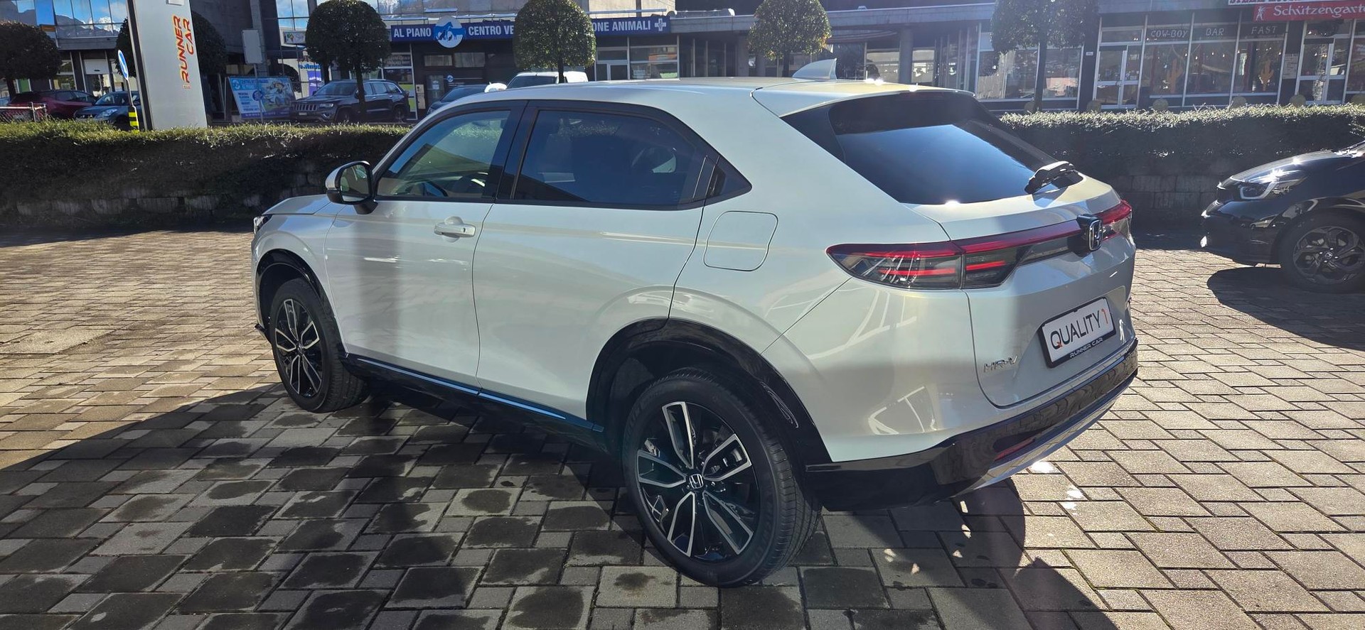 HONDA HR-V 1.5i-MMD Advance CVT-image-1
