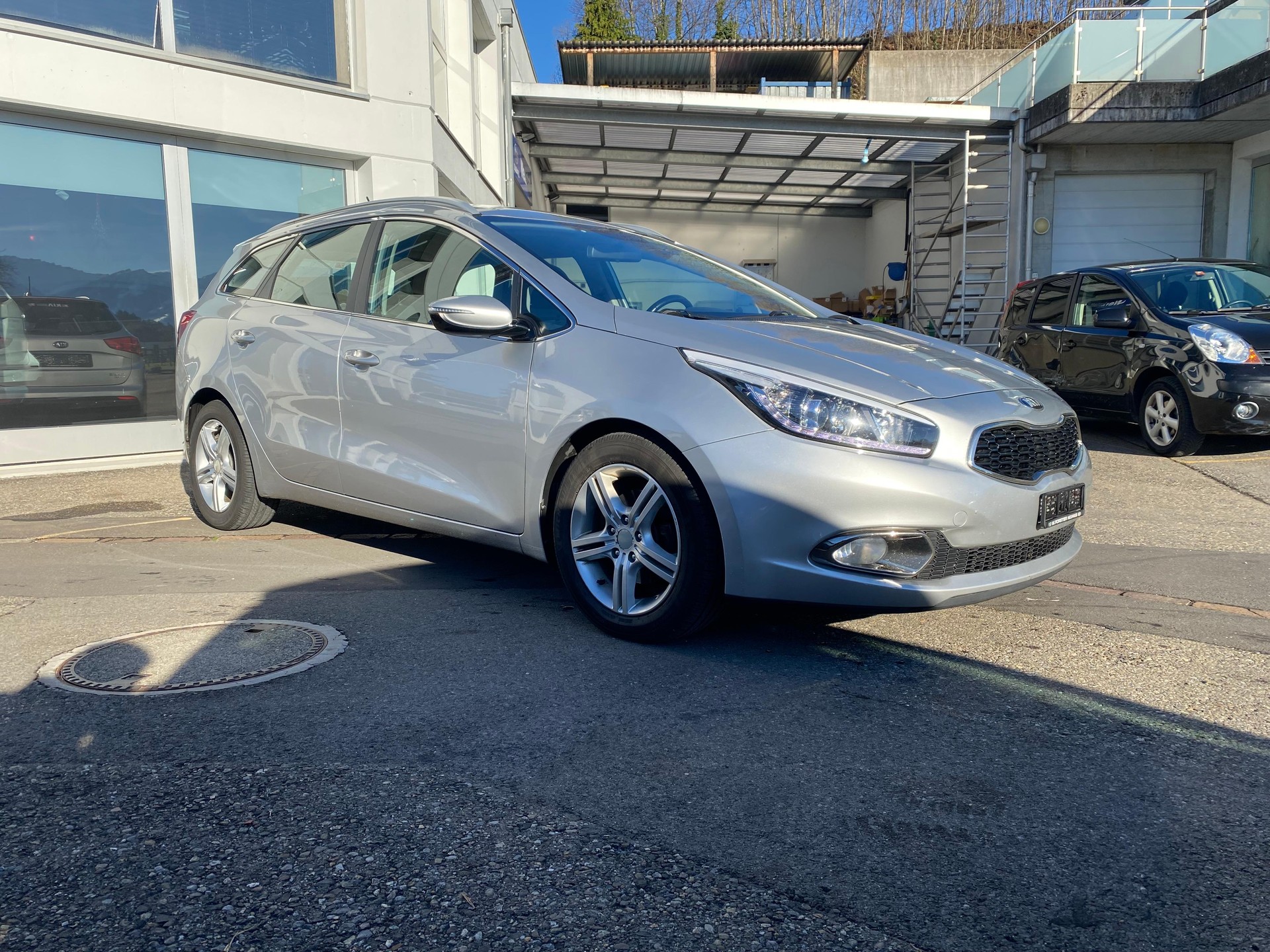 KIA Cee'd Sportswagon 1.6 GDi Trend-image-1