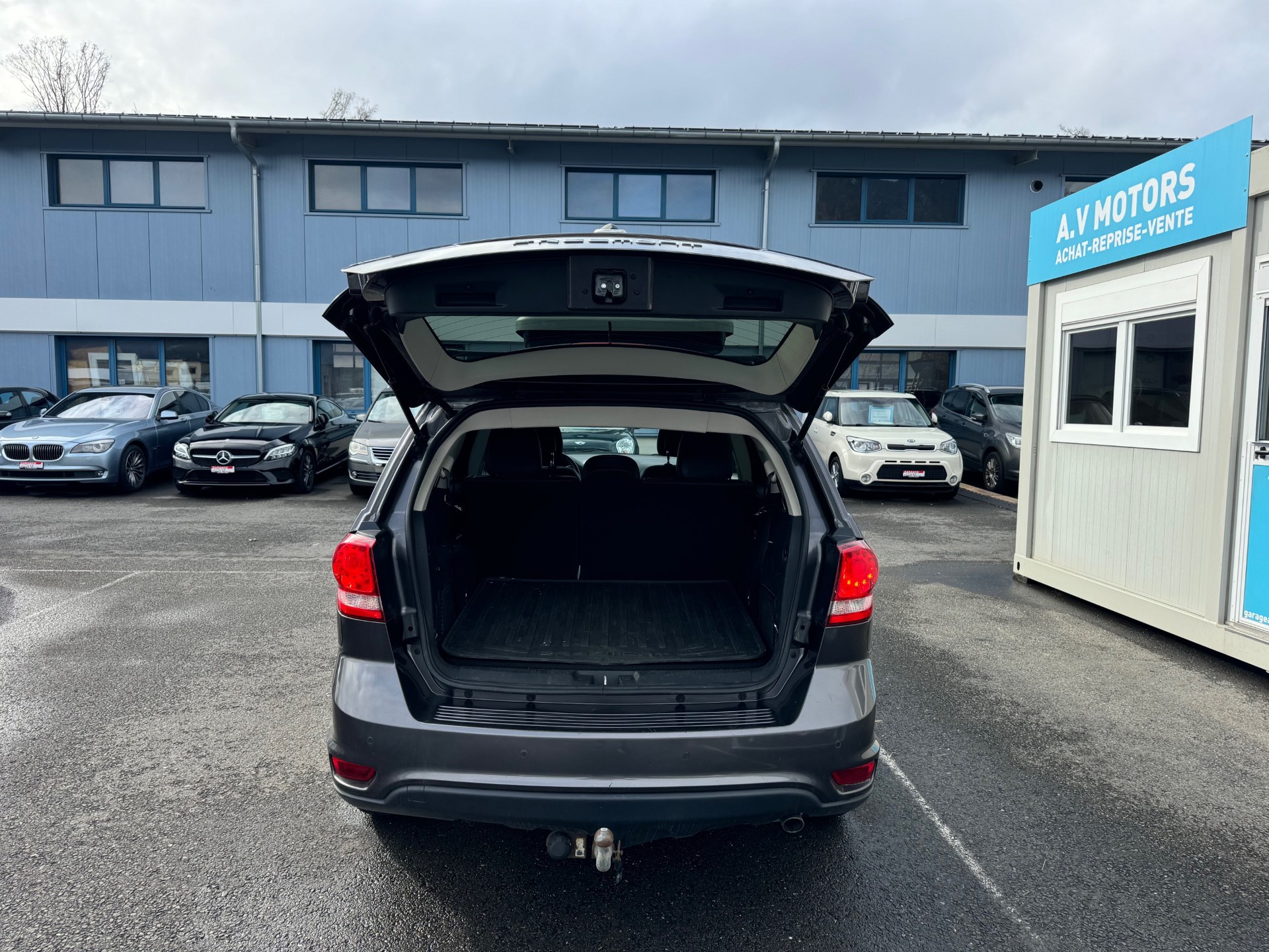 FIAT Freemont 2.0 MJ Black Code AWD Automat-image-6
