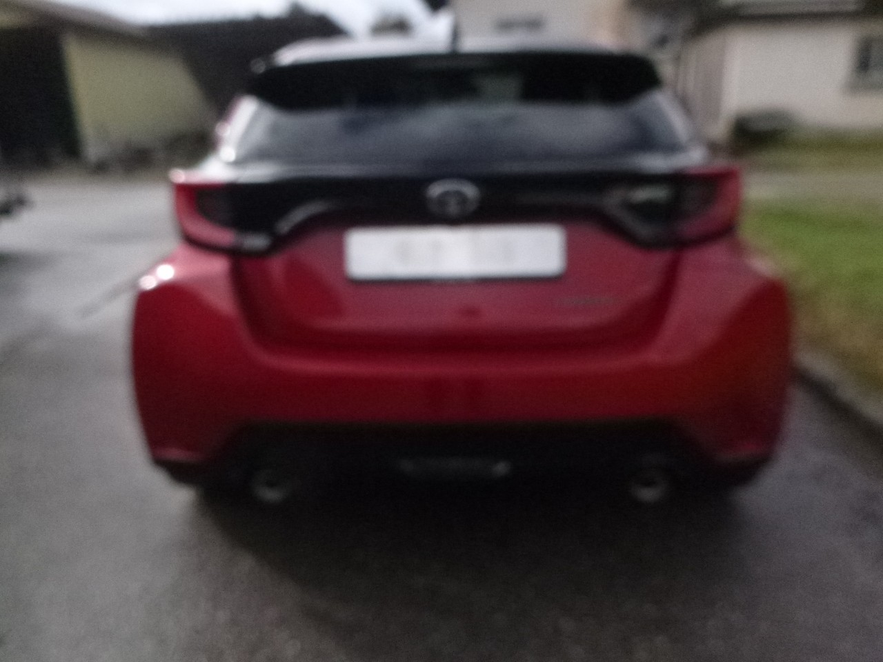 TOYOTA Yaris 1.6 GR Sport-image-5