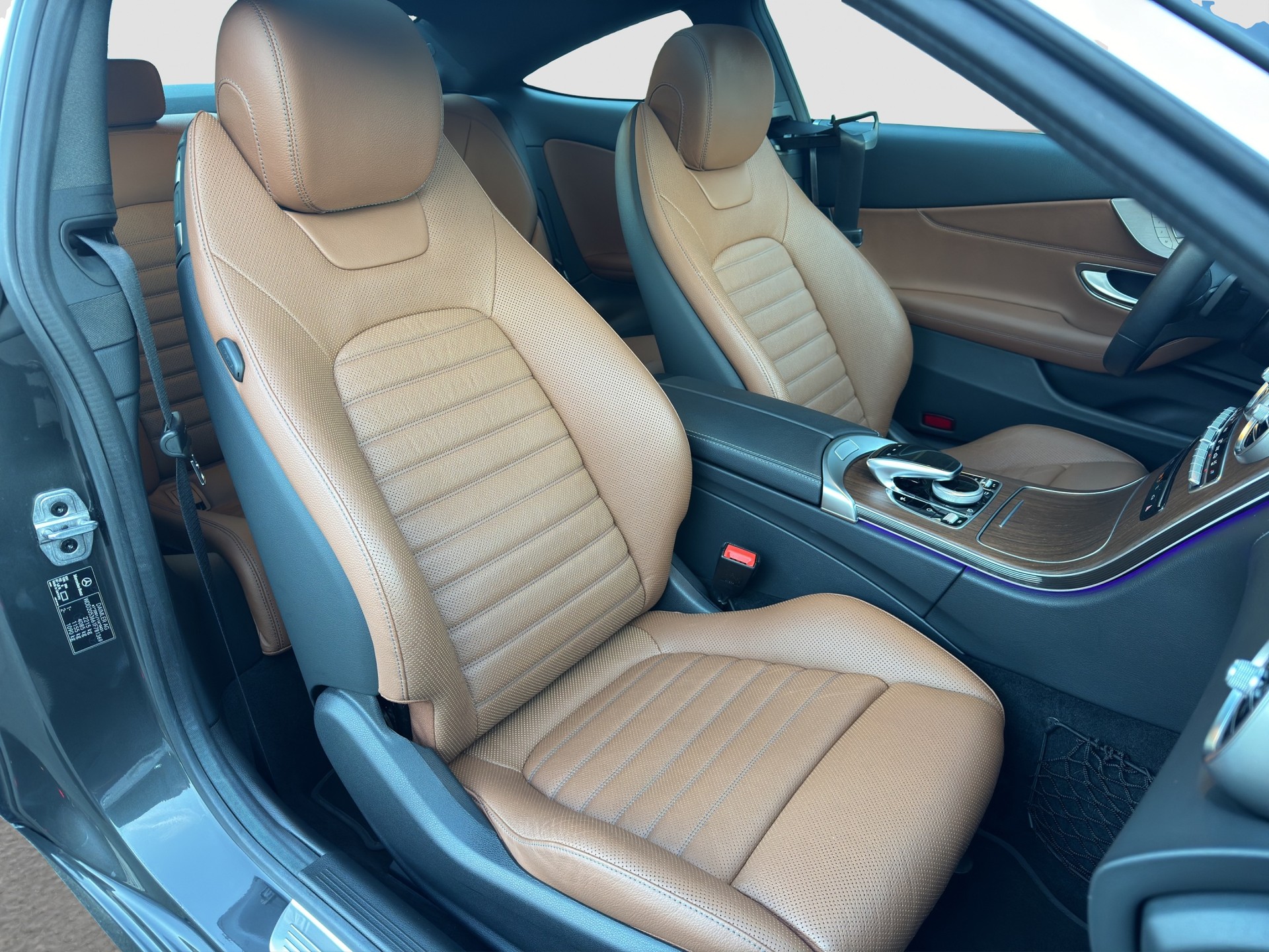MERCEDES-BENZ C 400 Coupé 4Matic 9G-tronic-image-13