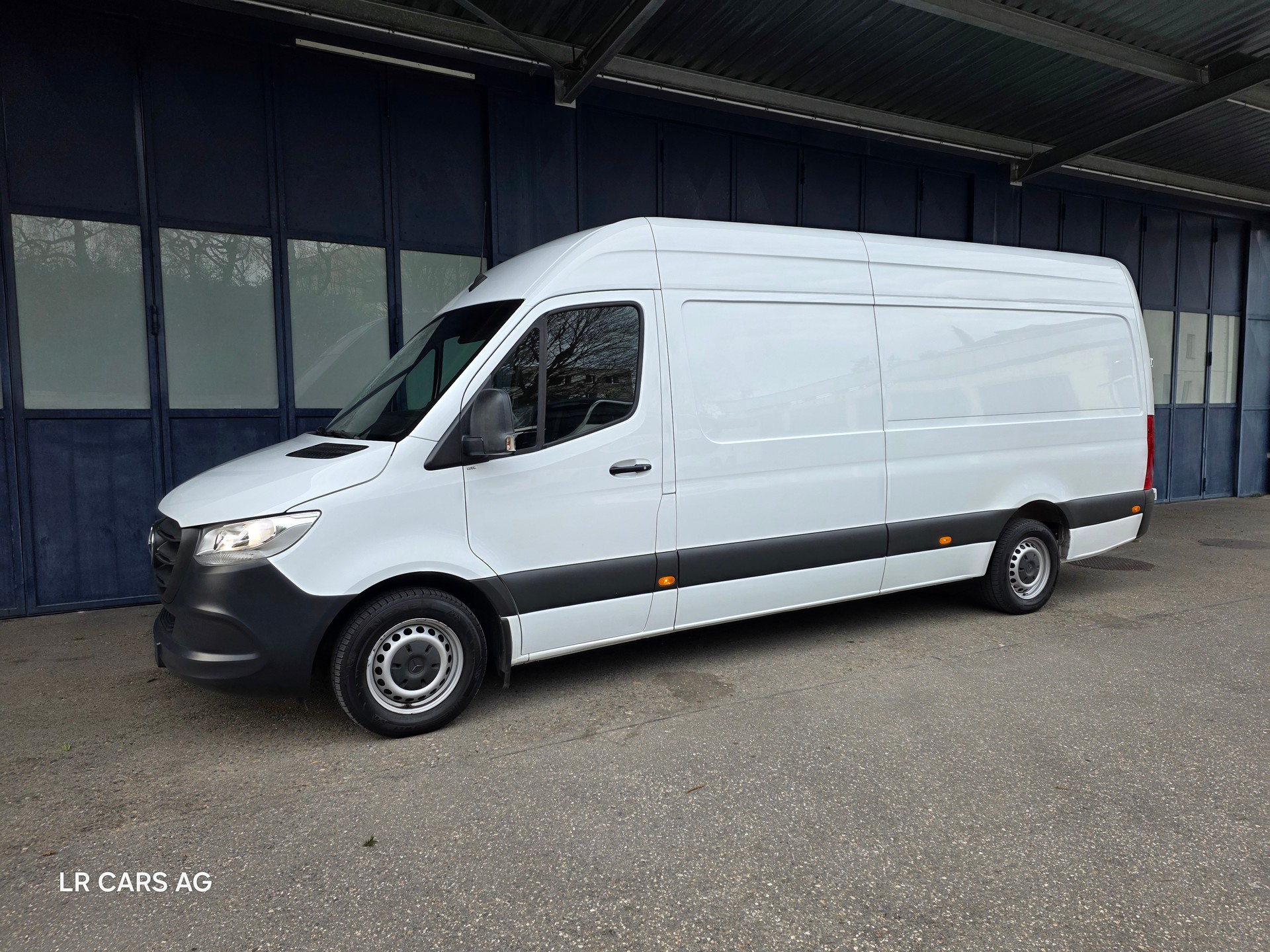 MERCEDES-BENZ 316 CDI-image-1