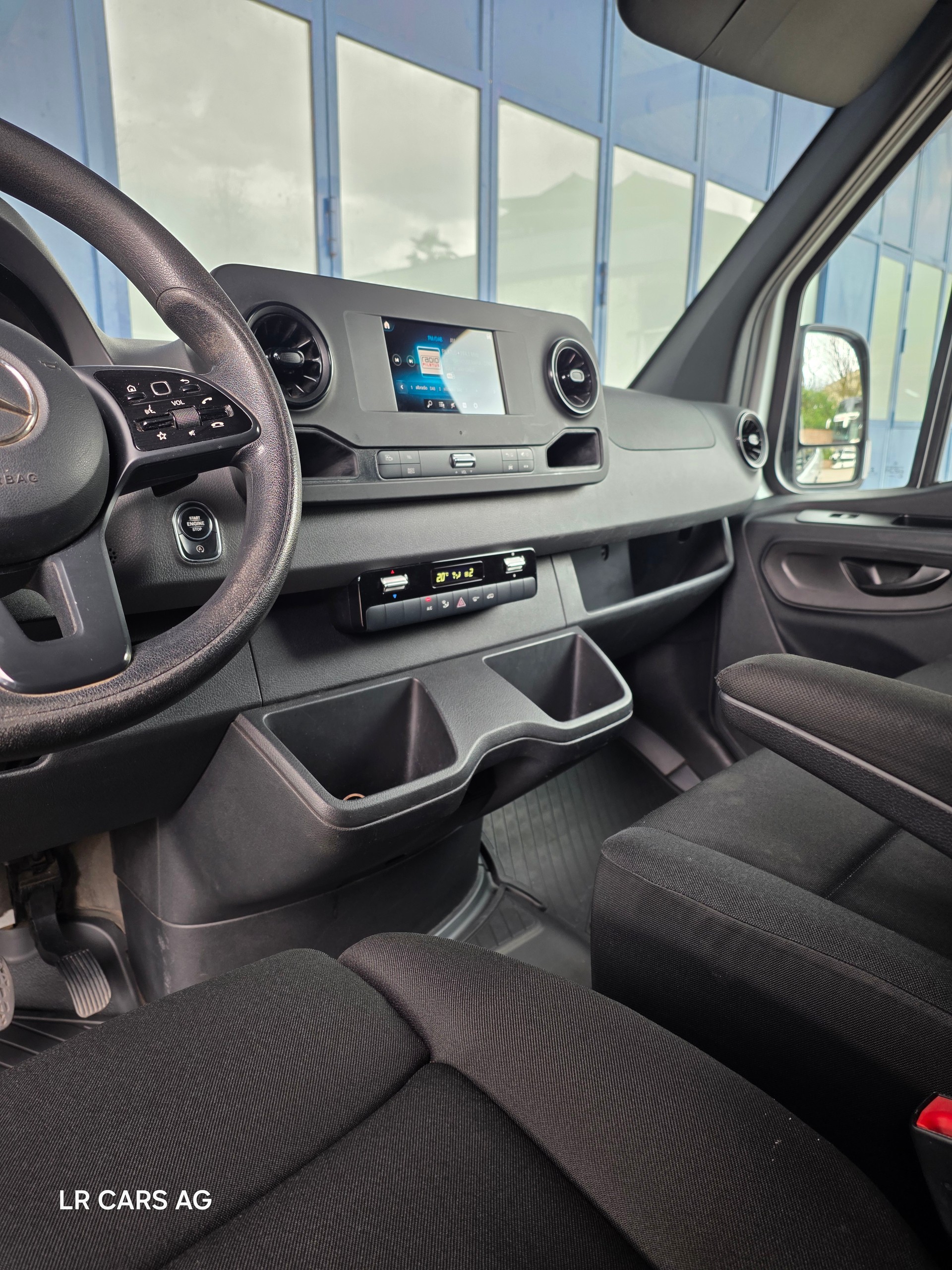 MERCEDES-BENZ 316 CDI-image-13