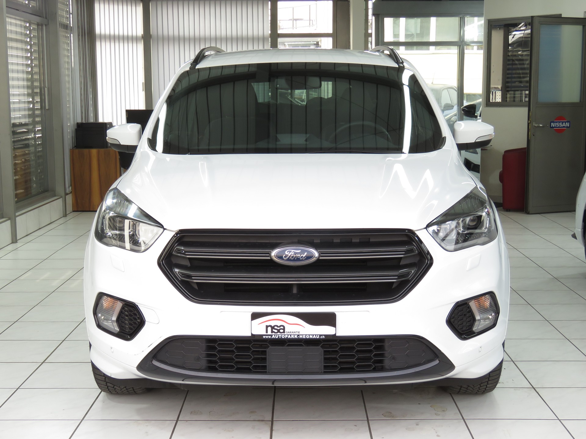 FORD Kuga 2.0 TDCi ST Line High 4WD PowerShift (Automat)-image-1