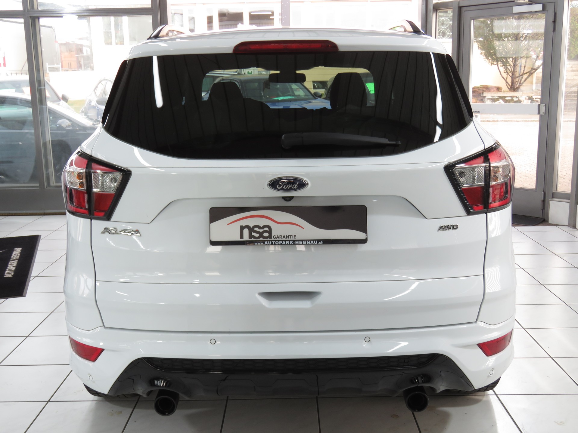 FORD Kuga 2.0 TDCi ST Line High 4WD PowerShift (Automat)-image-4