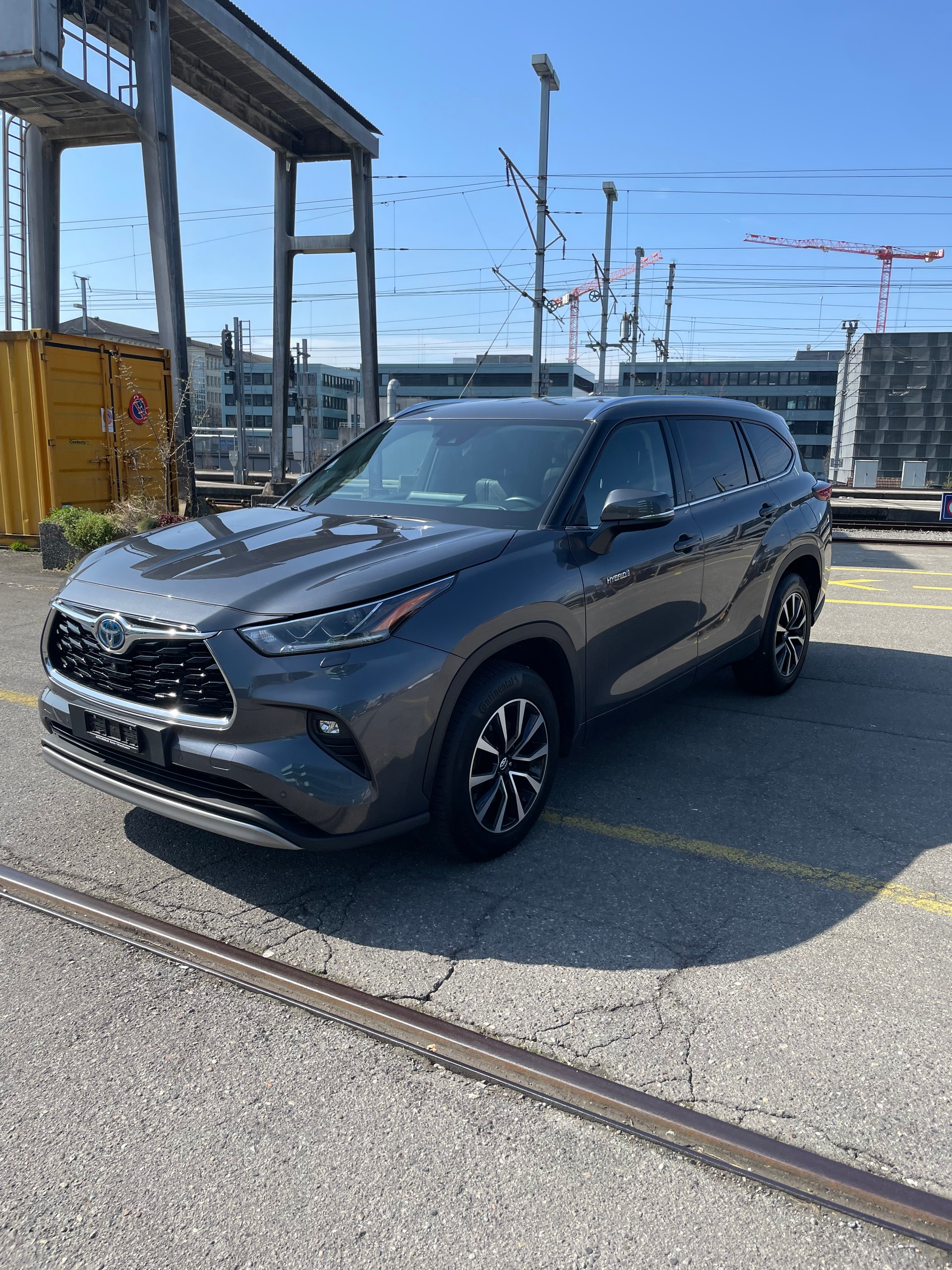 TOYOTA Highlander 2.5 HSD Premium e-CVT-image-0