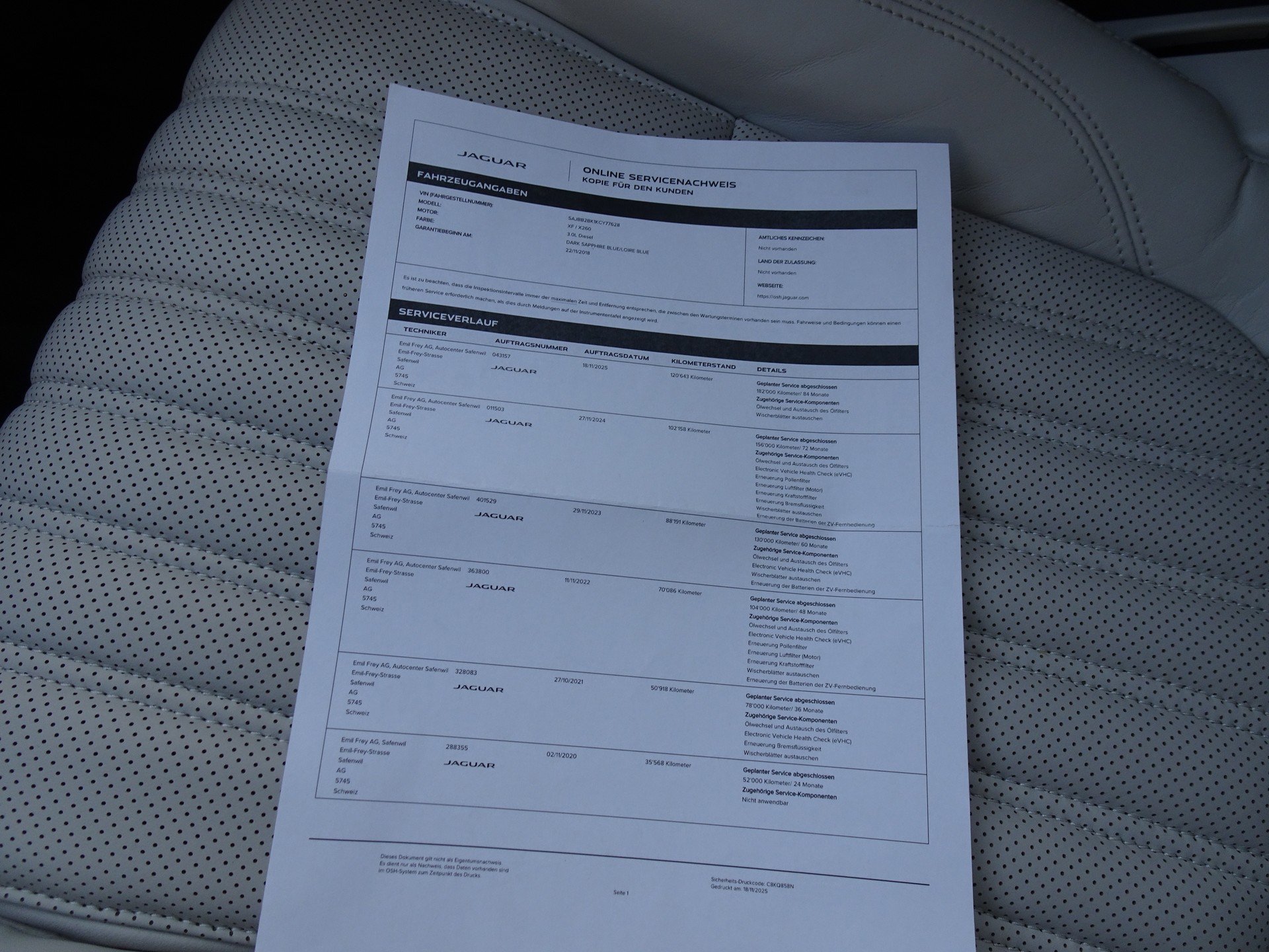 JAGUAR XF Sportbrake 30d Portfolio Automatic-image-11