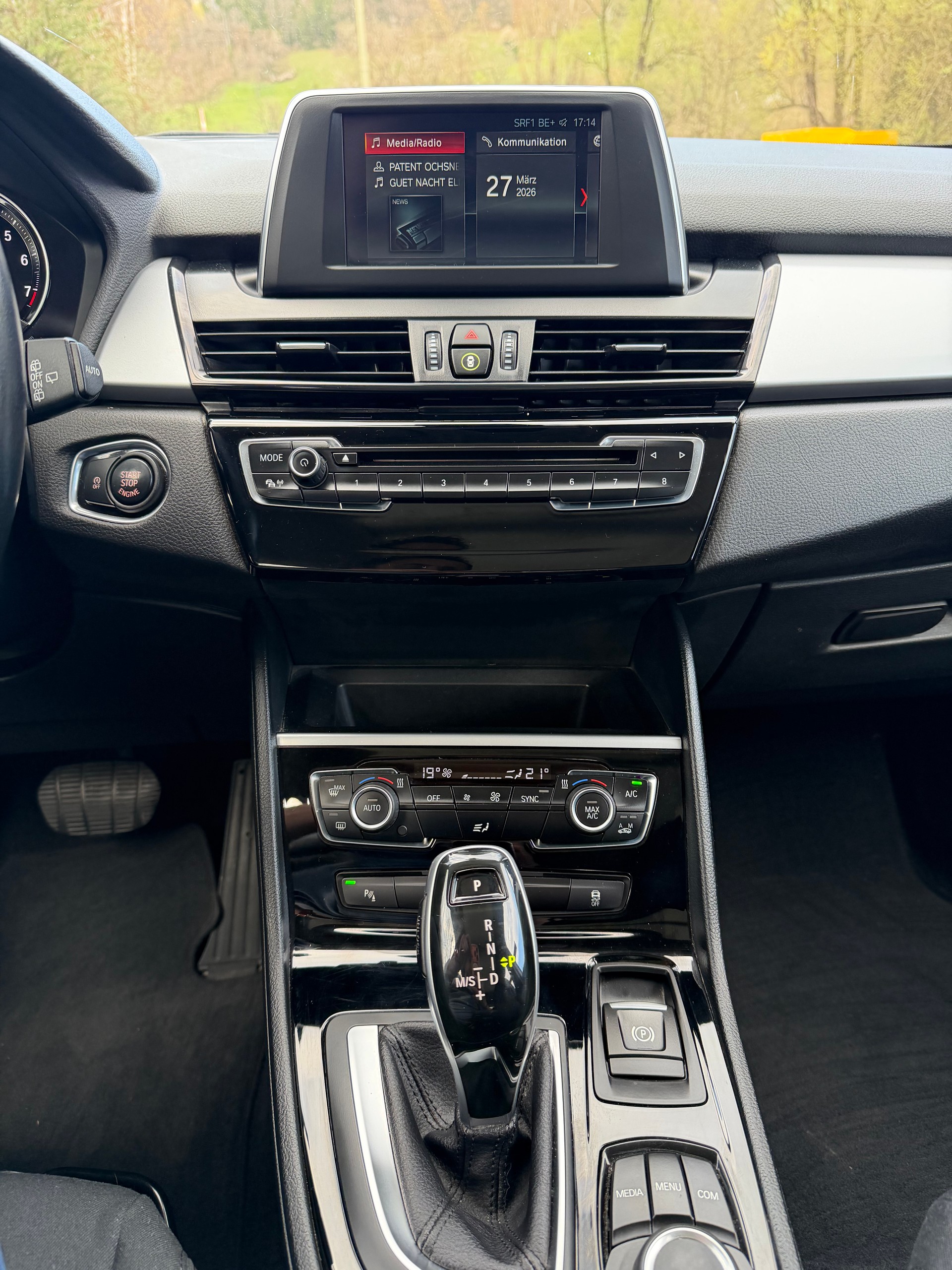 BMW 218i Active Tourer DKG-image-8