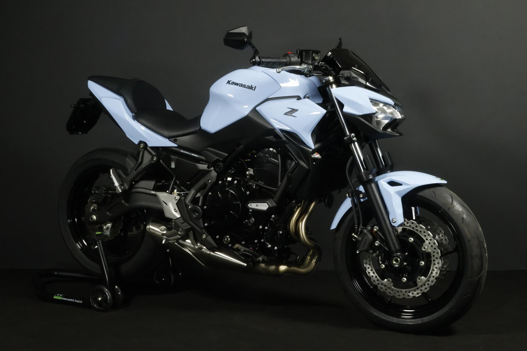 KAWASAKI Z 650 (50/35 KW) *Zandvoort* Level 2-showroom-element-1