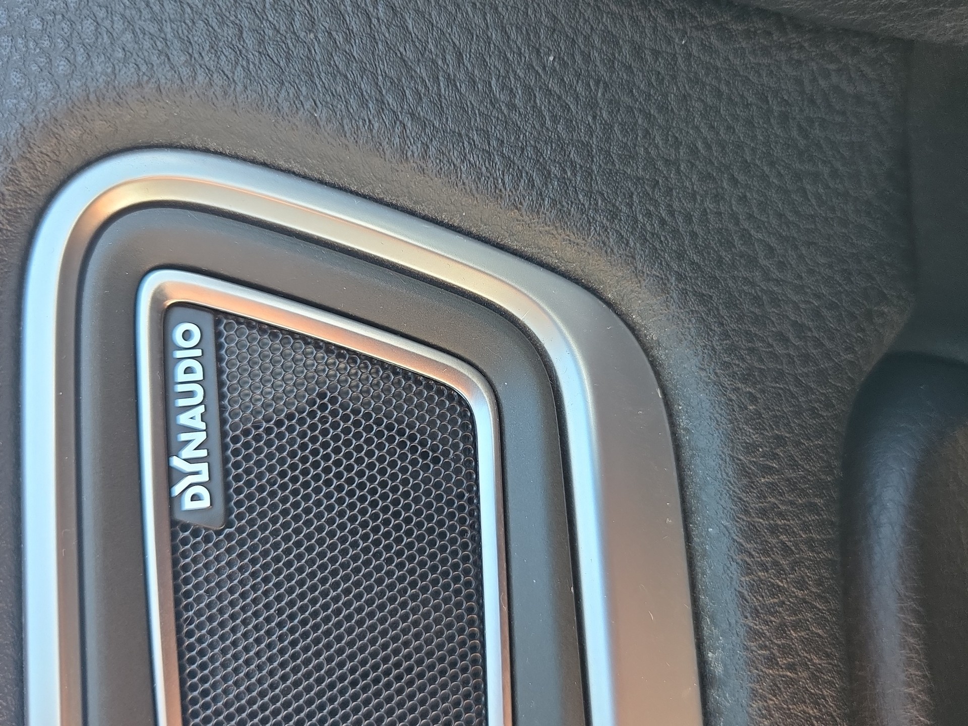 VW Touareg 3.0 TDI BlueMotion Technology Tiptronic-image-3