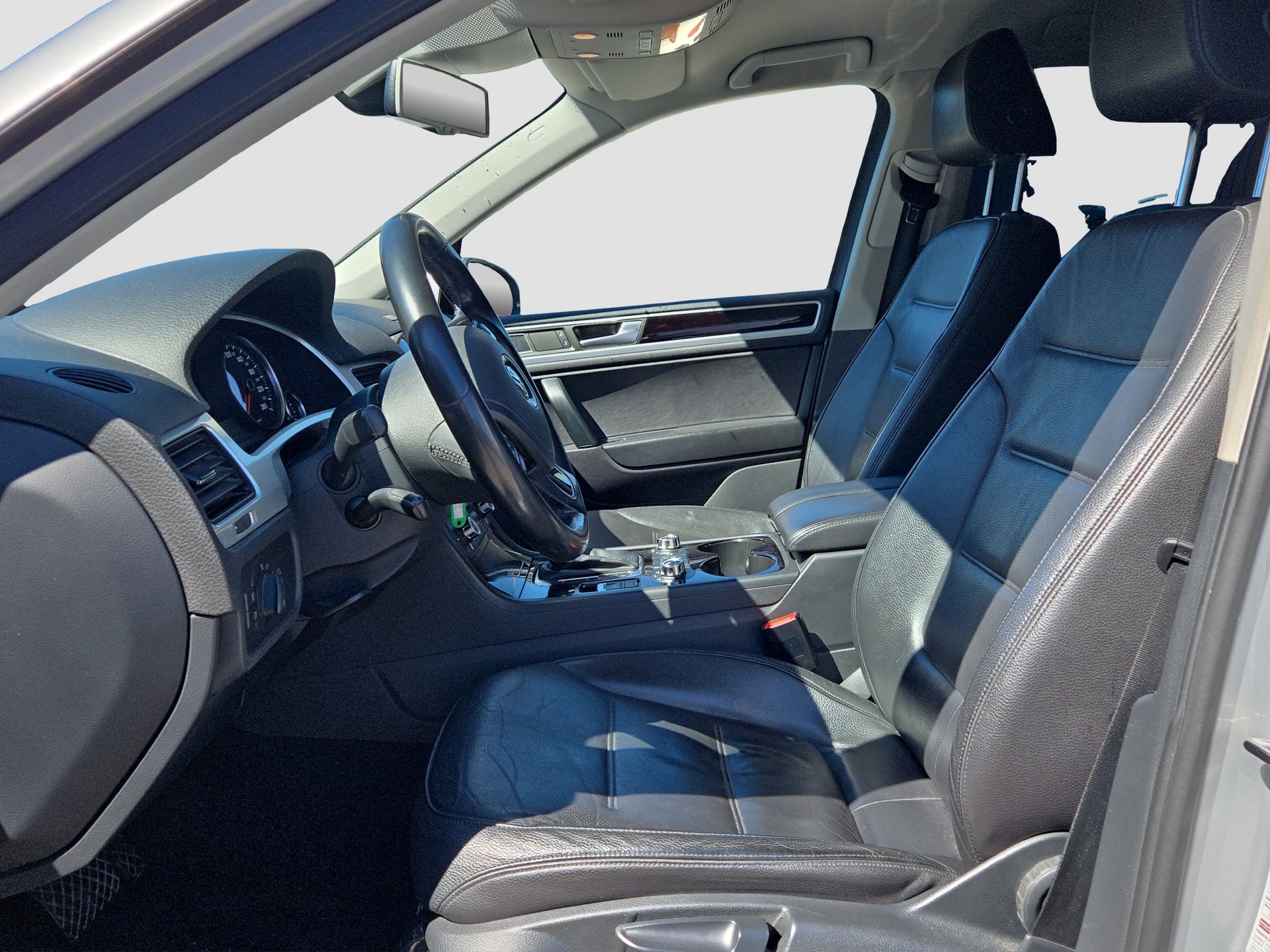 VW Touareg 3.0 TDI BlueMotion Technology Tiptronic-image-8