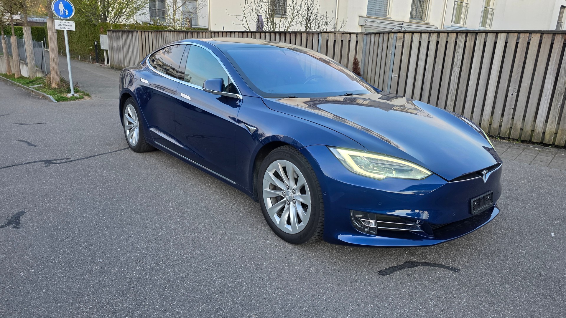 TESLA Model S Maximale-Reichweite-image-1