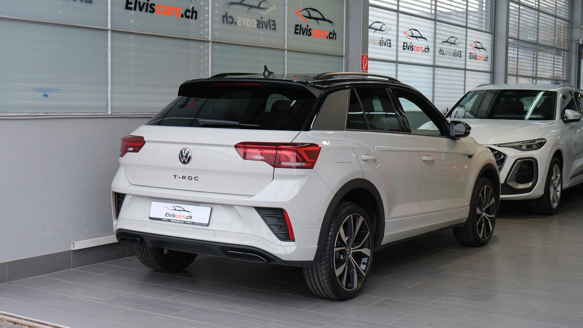 VW T-Roc 1.5 TSI EVO R-Line Black Style DSG-image-23