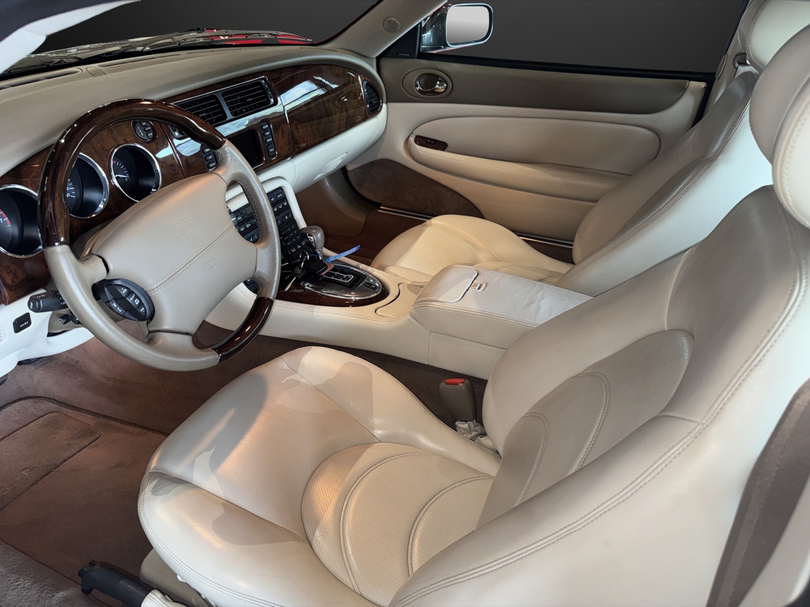 JAGUAR XKR Coupé S/C-image-6