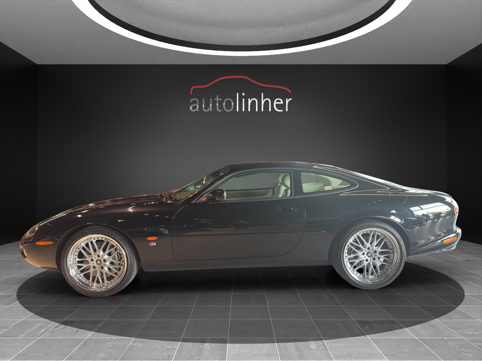 forsaleです！！！ JAGUAR XKR Coupé S/C For sale