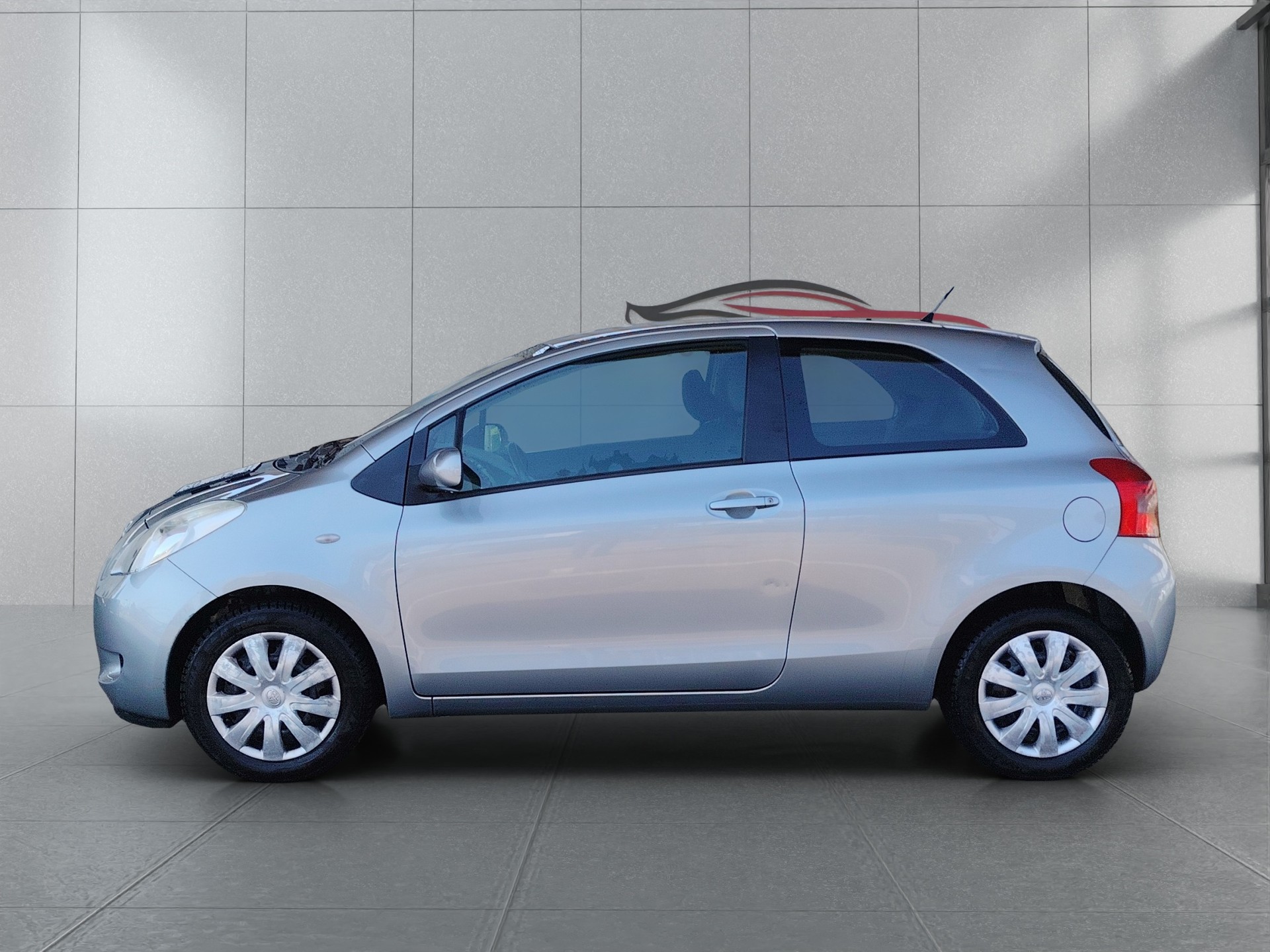 TOYOTA Yaris 1.3 City-image-4