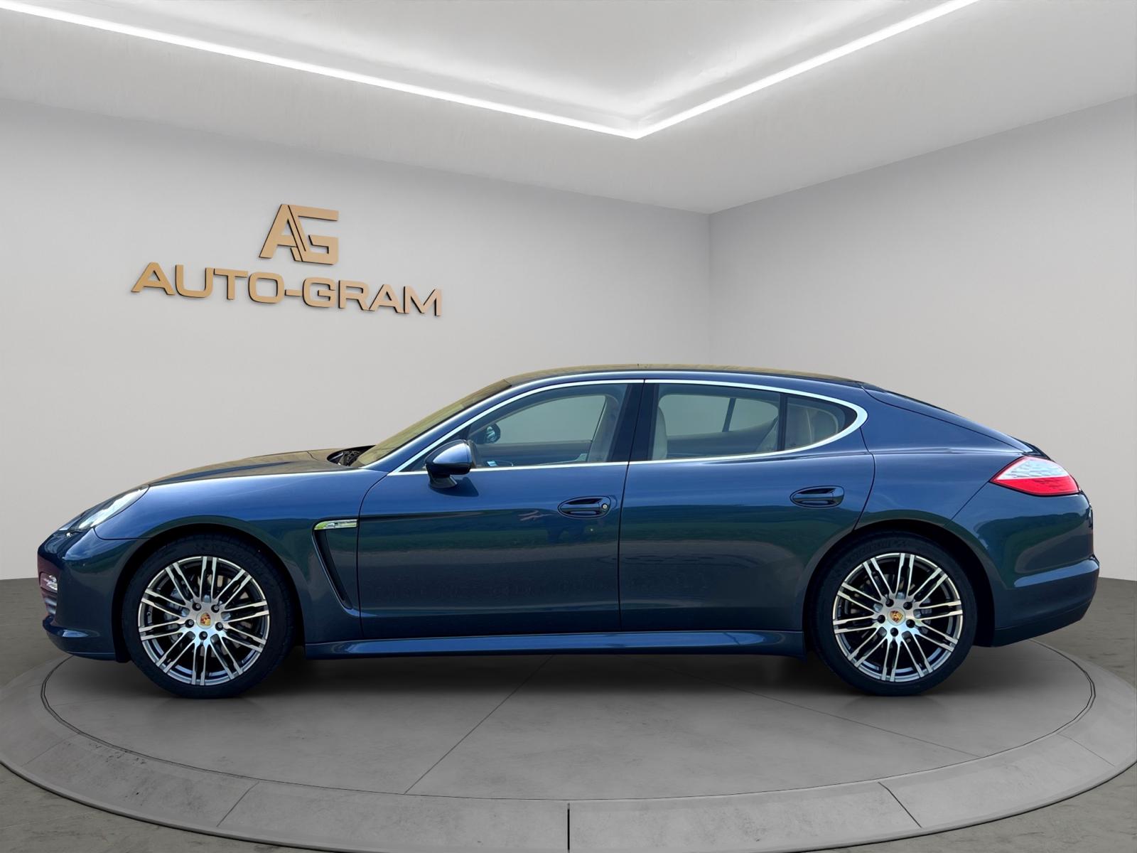 PORSCHE Panamera 4S 4.8 PDK-showroom-element-1