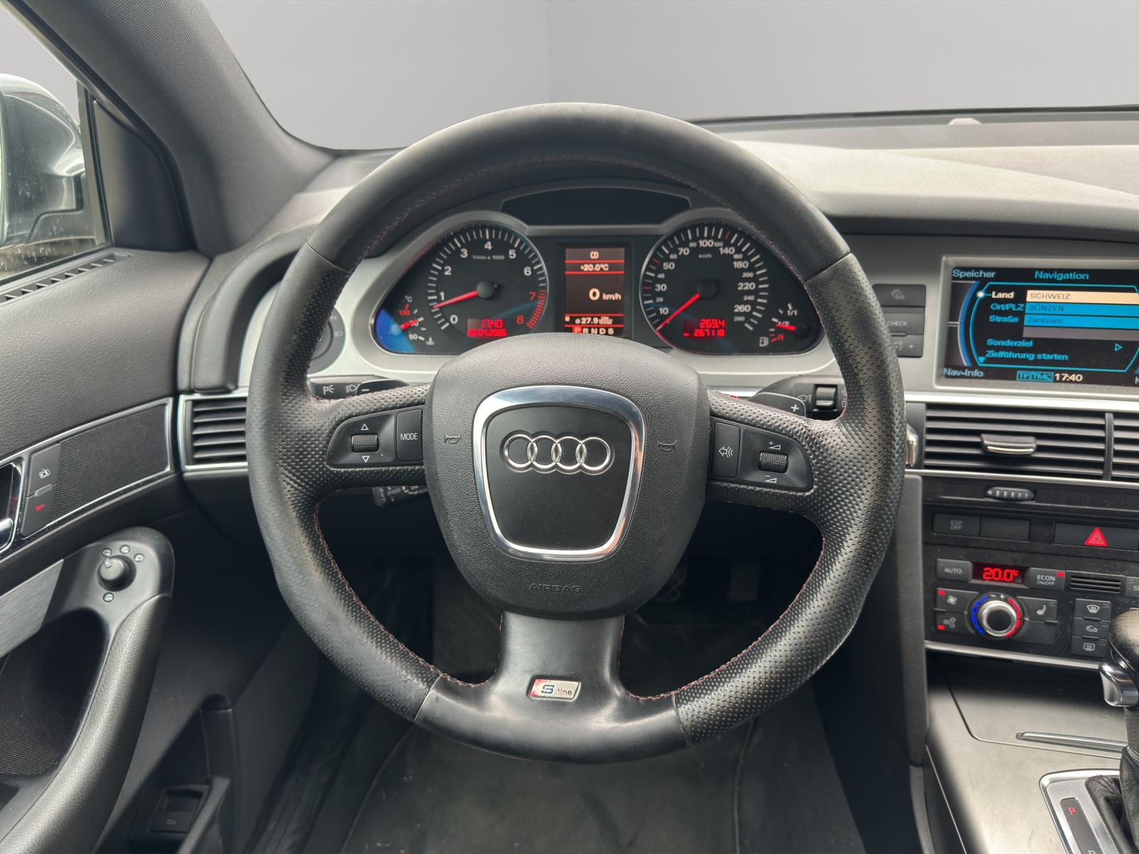 AUDI A6 Avant 3.2 V6 FSI quattro-image-15