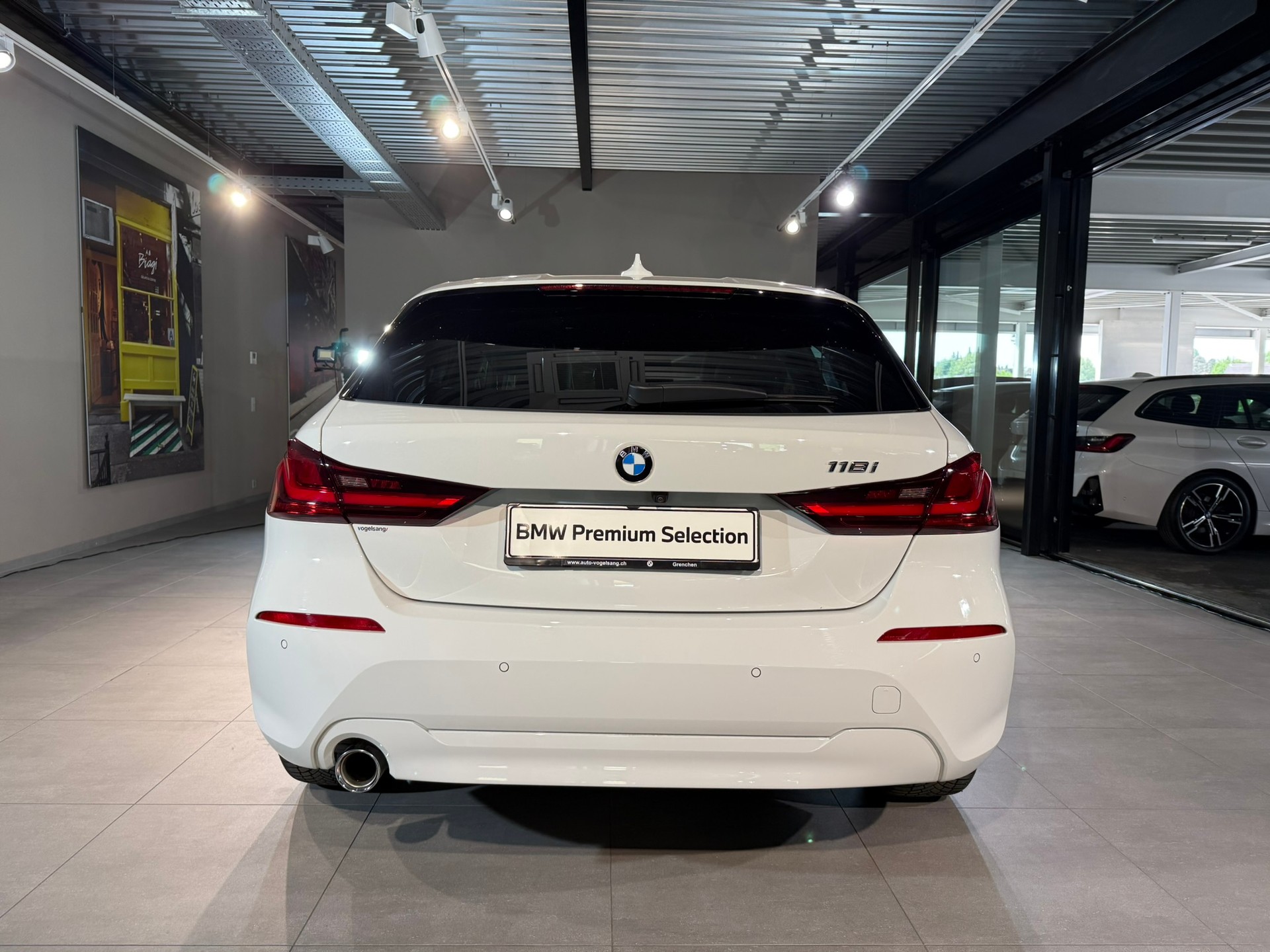 BMW 118i Steptronic-image-2