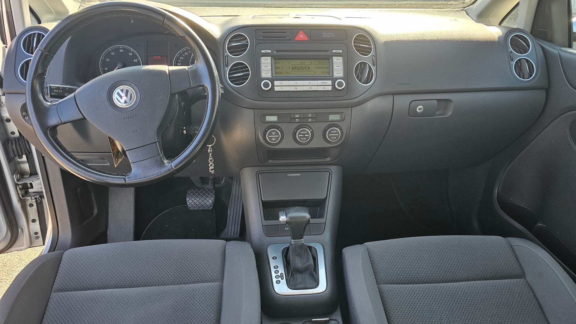 VW Golf Plus 2.0 FSI Comfortline-image-8