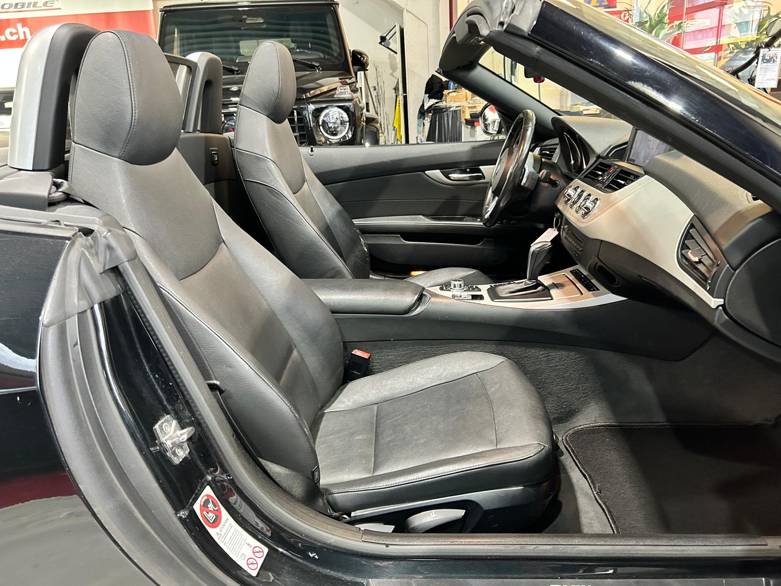 BMW Z4 2.3i sDrive Roadster-image-8