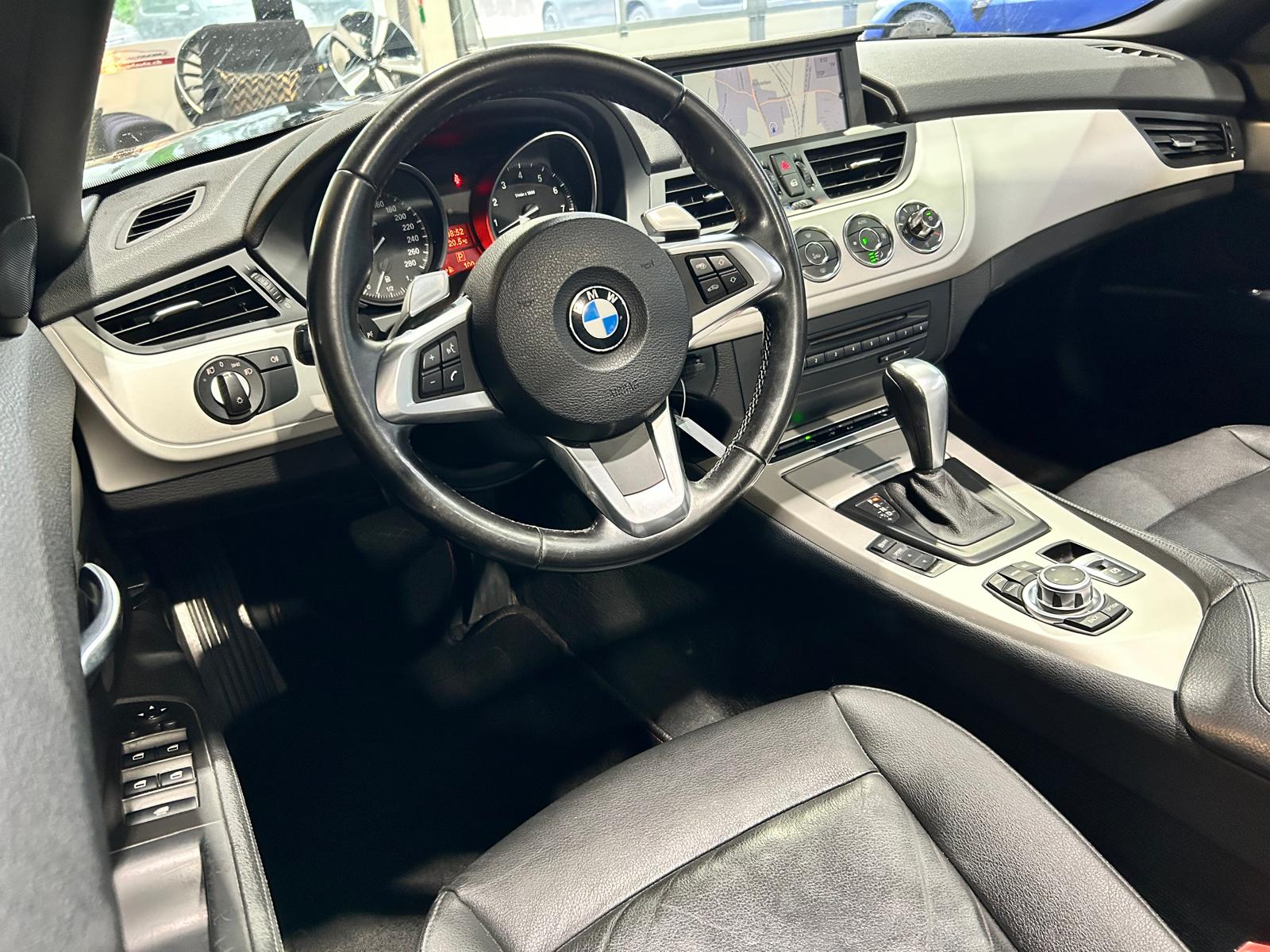 BMW Z4 2.3i sDrive Roadster-image-9