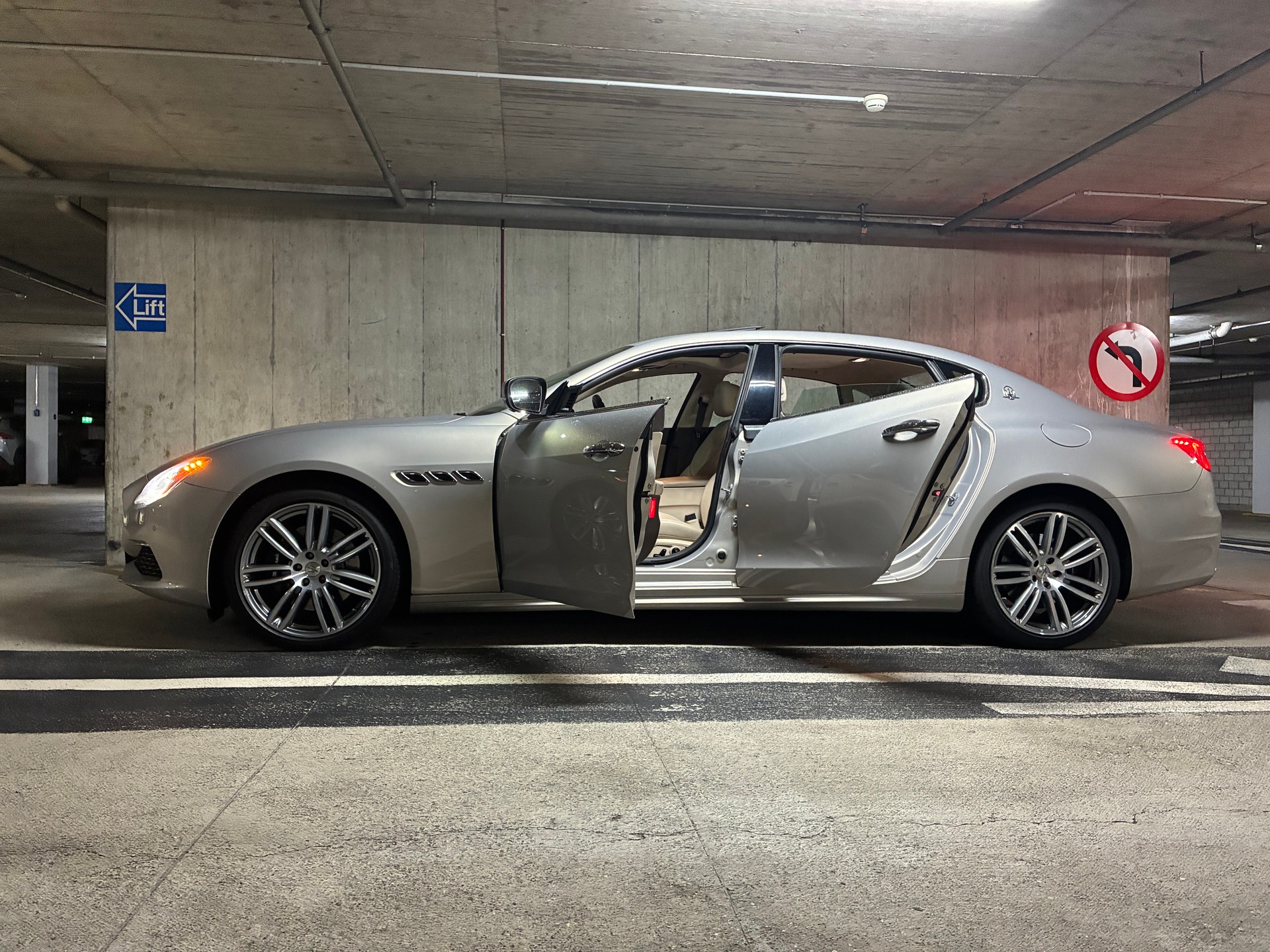 MASERATI 3.0 V6 S Q4-image-1