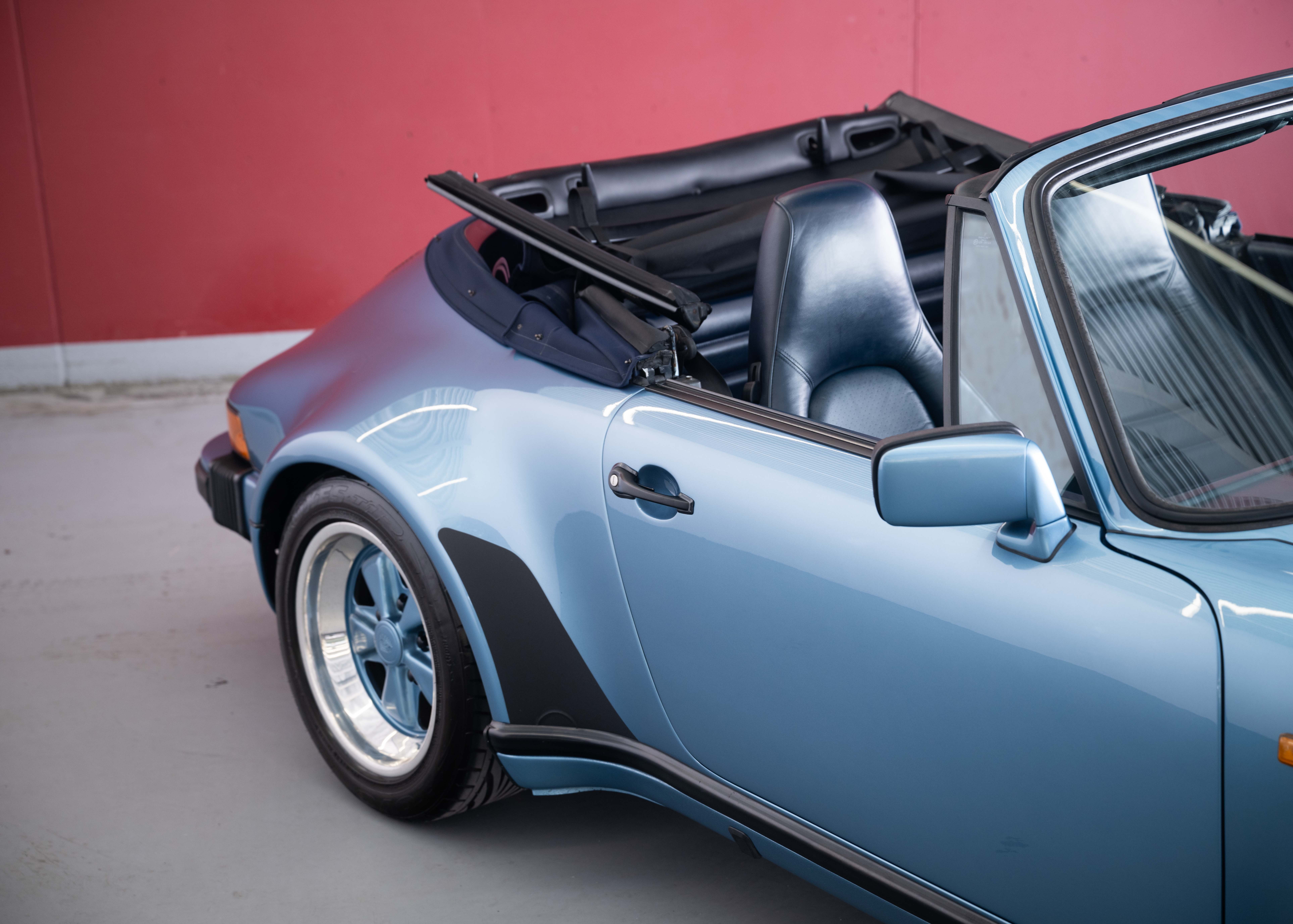 Image PORSCHE 911 911 Carrera 3.2 Cabrio Turbo Look (100% original, certified low mileage, L999 paint, restored, fully documented)