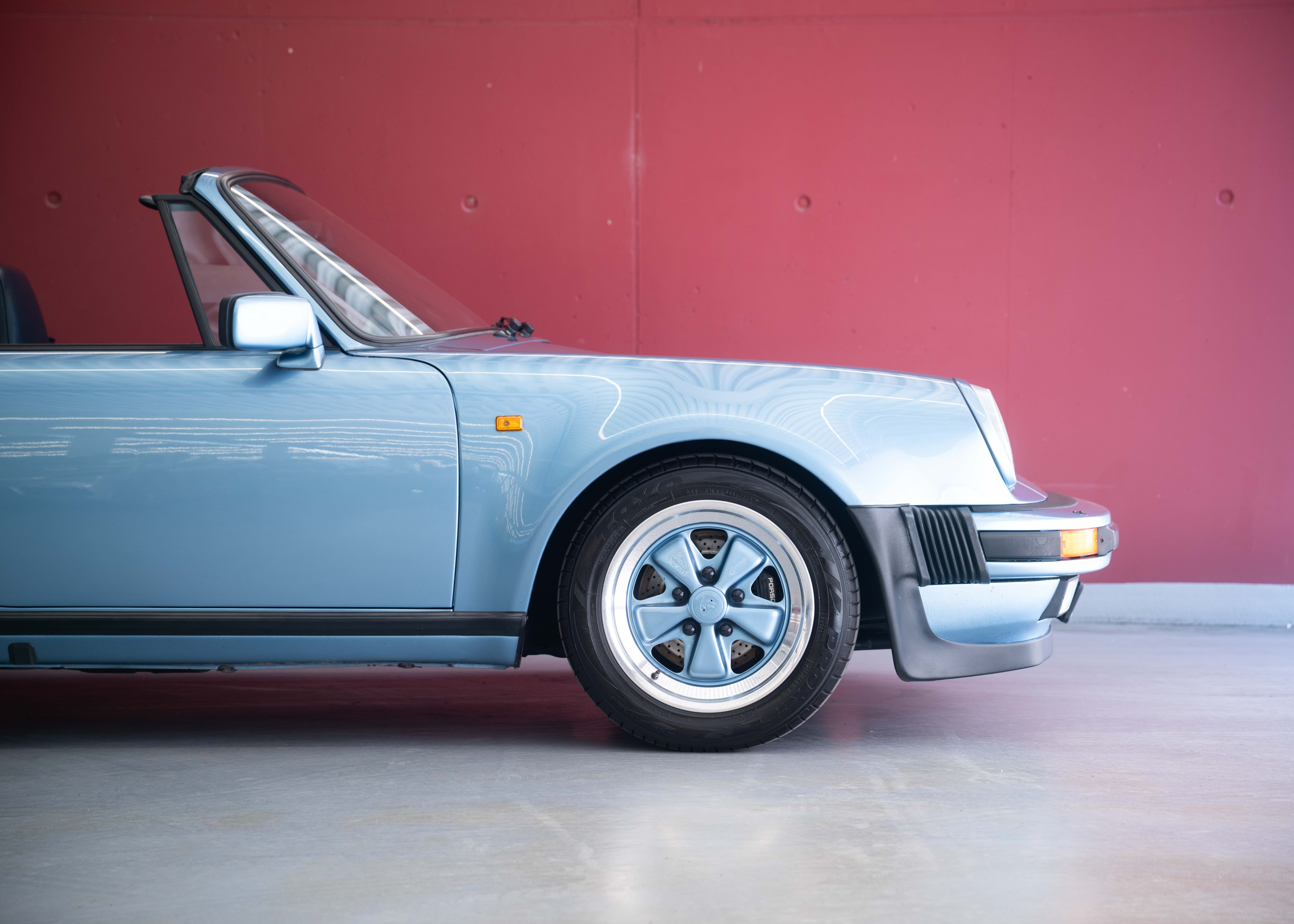 Image PORSCHE 911 911 Carrera 3.2 Cabrio Turbo Look (100% original, certified low mileage, L999 paint, restored, fully documented)