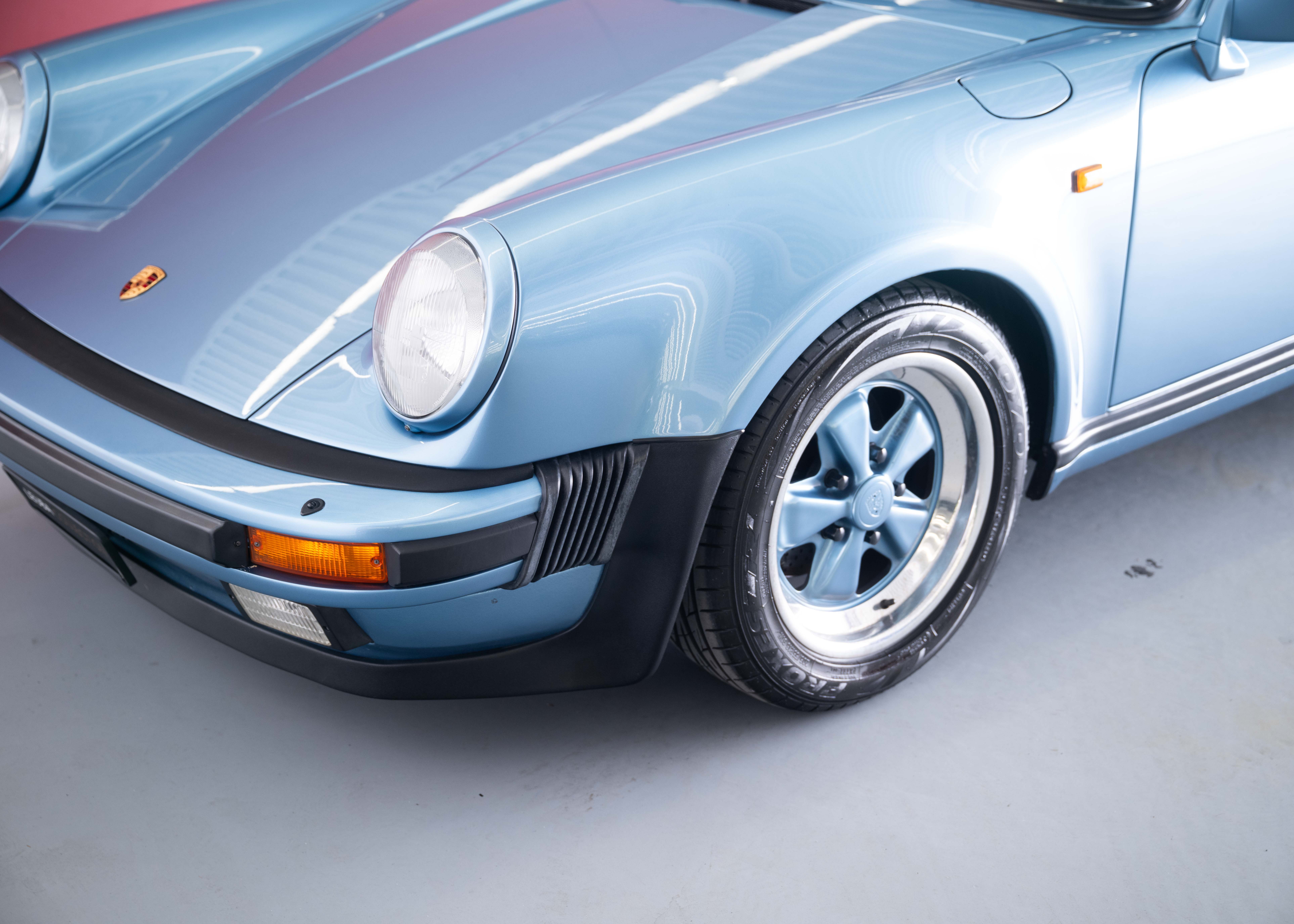 Image PORSCHE 911 911 Carrera 3.2 Cabrio Turbo Look (100% original, certified low mileage, L999 paint, restored, fully documented)