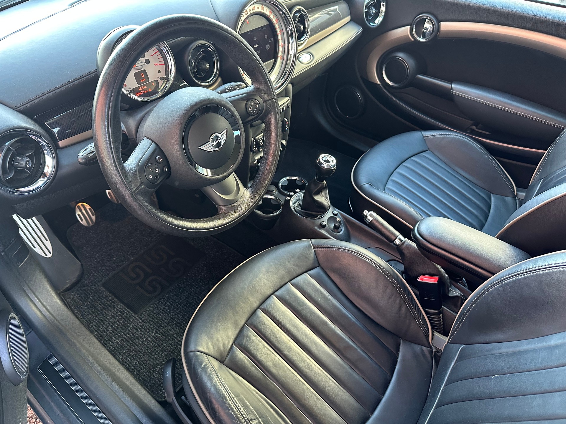 MINI Clubman Cooper S-image-12