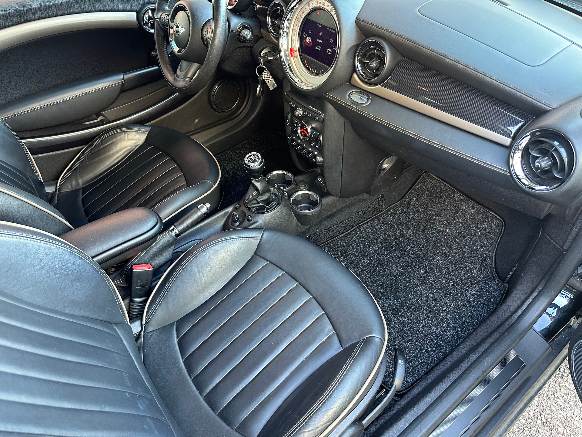 MINI Clubman Cooper S-image-13