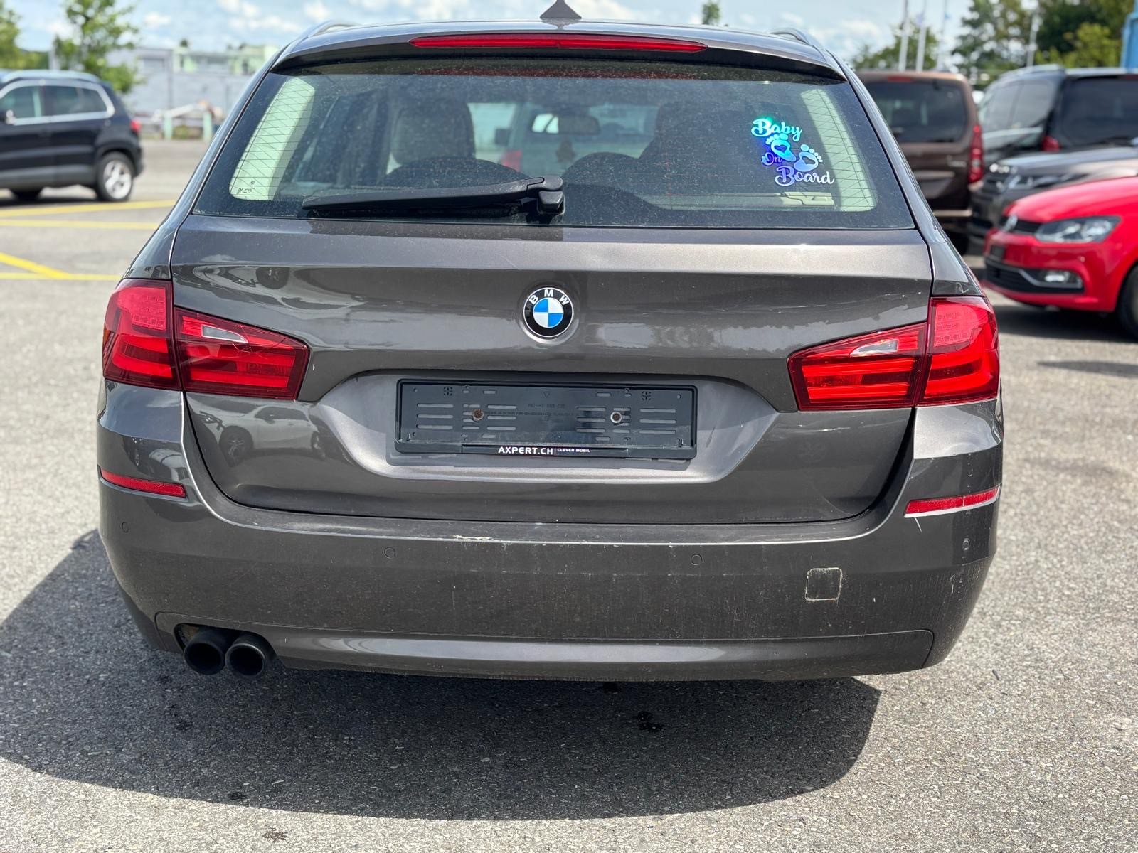 BMW 528i xDrive Touring Steptronic-image-5