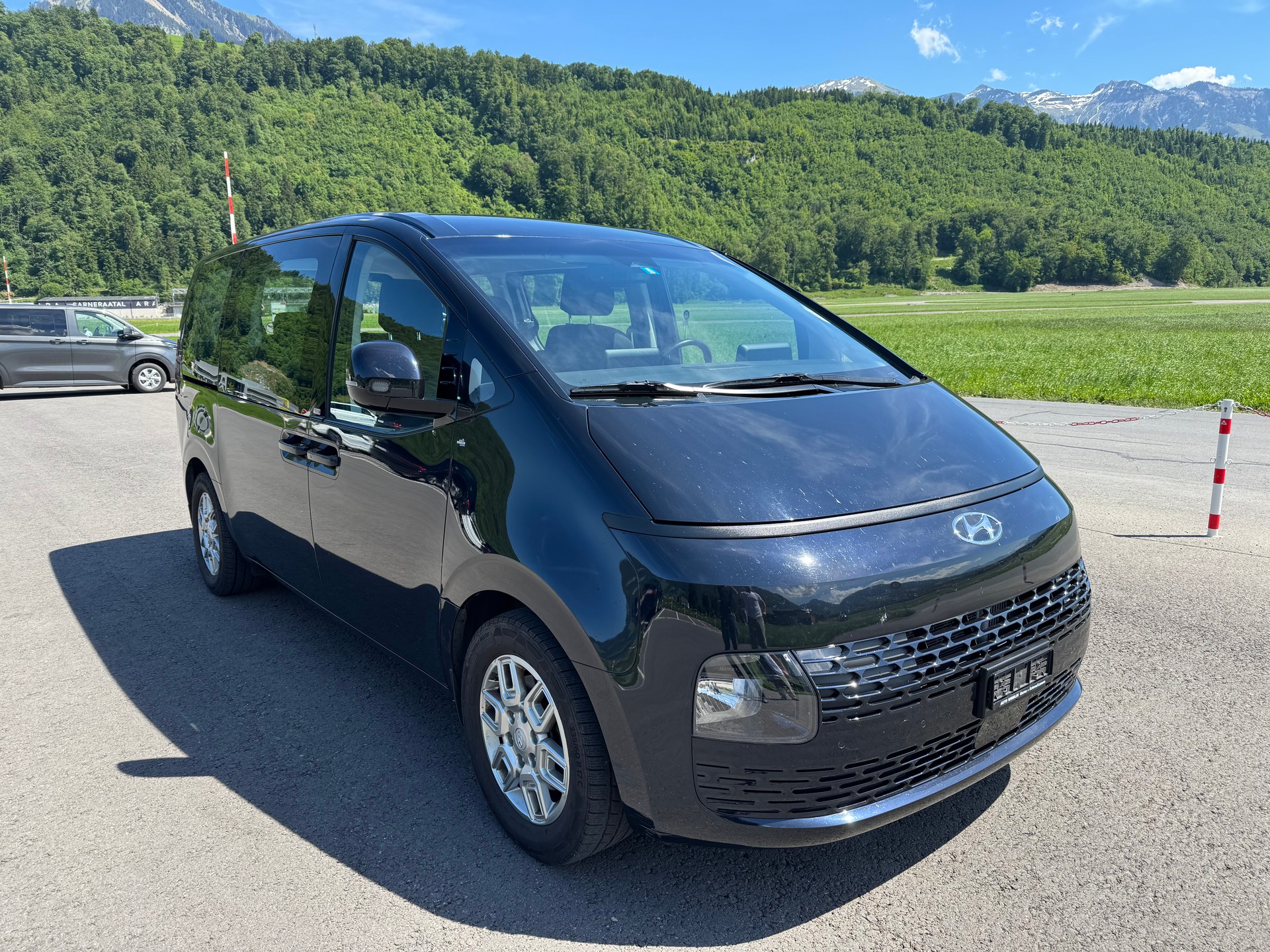 HYUNDAI 2.2 CRDI Amplia 4WD