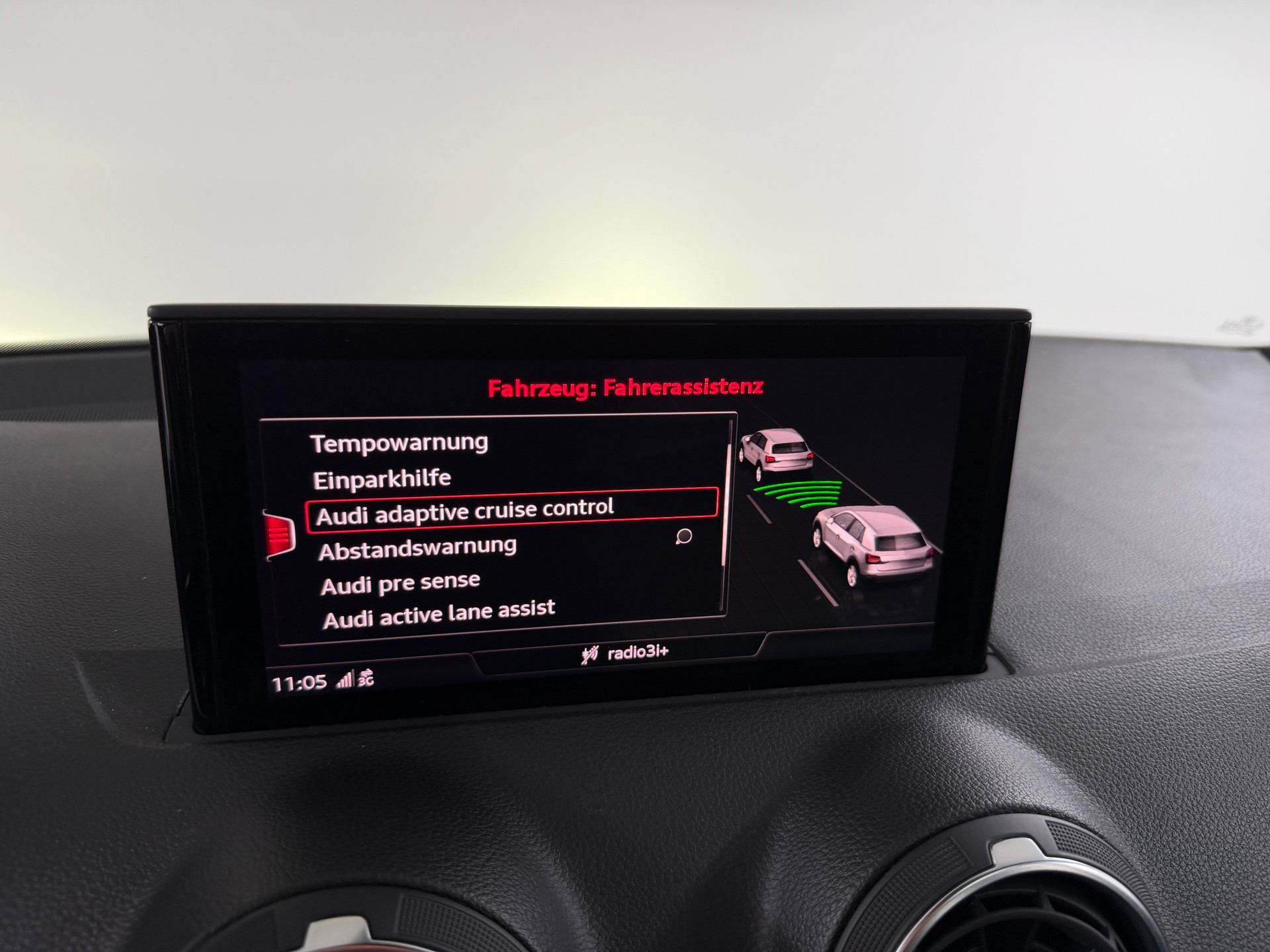 AUDI Q2 40 TFSI Sport Attraction 190PS S-Line Quantum Gray quattro S-tronic-image-15