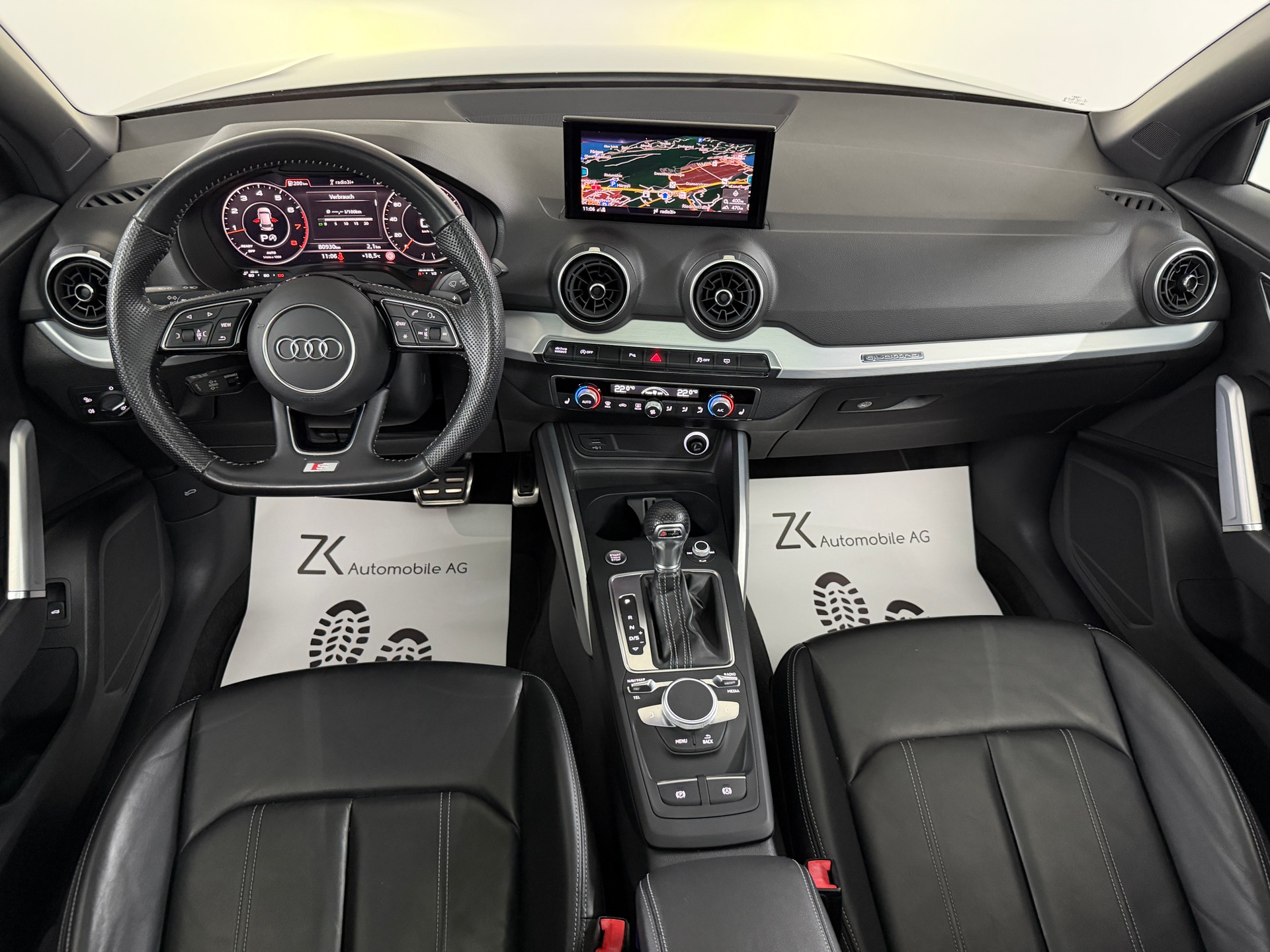 AUDI Q2 40 TFSI Sport Attraction 190PS S-Line Quantum Gray quattro S-tronic-image-10