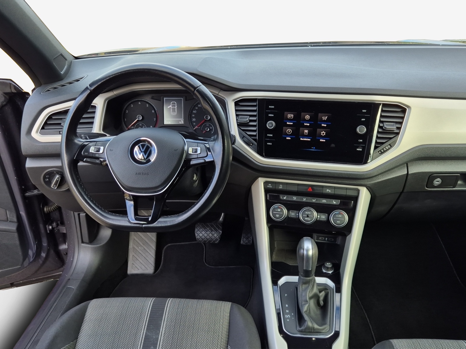 VW T-Roc Cabriolet 1.5 TSI EVO Advance DSG-image-8